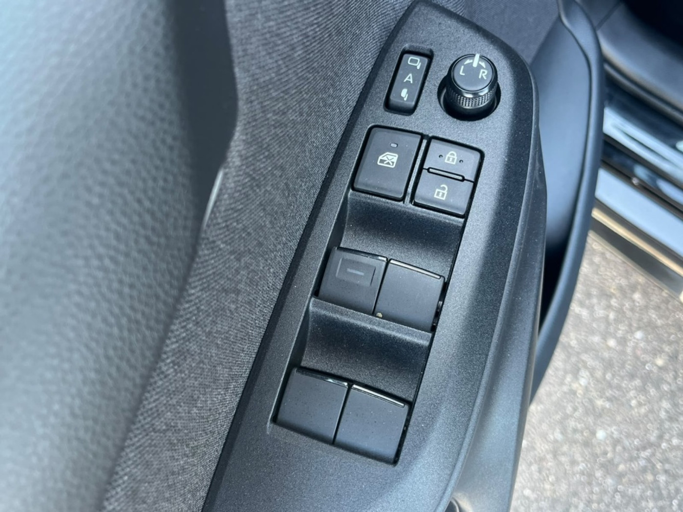 Foto van Mazda Mazda2 Hybrid