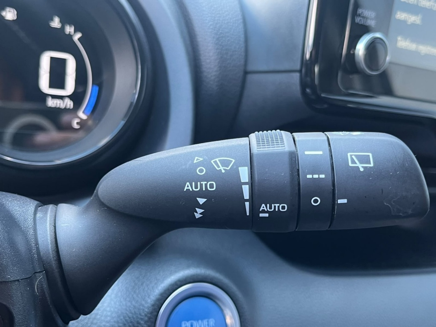 Foto van Mazda Mazda2 Hybrid