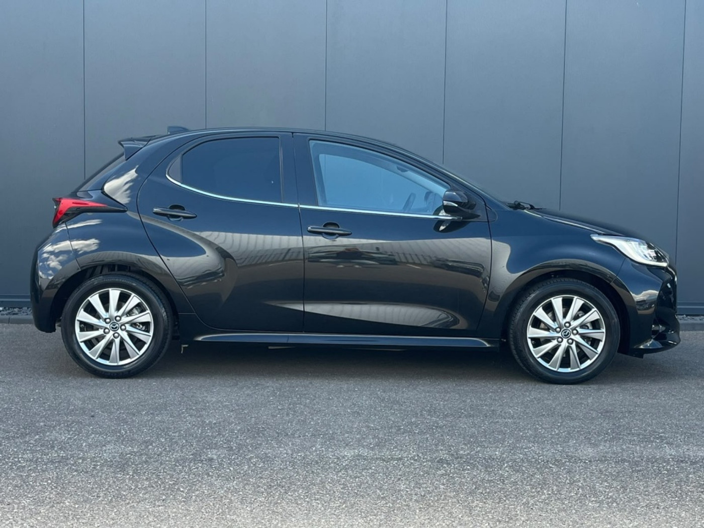 Foto van Mazda Mazda2 Hybrid