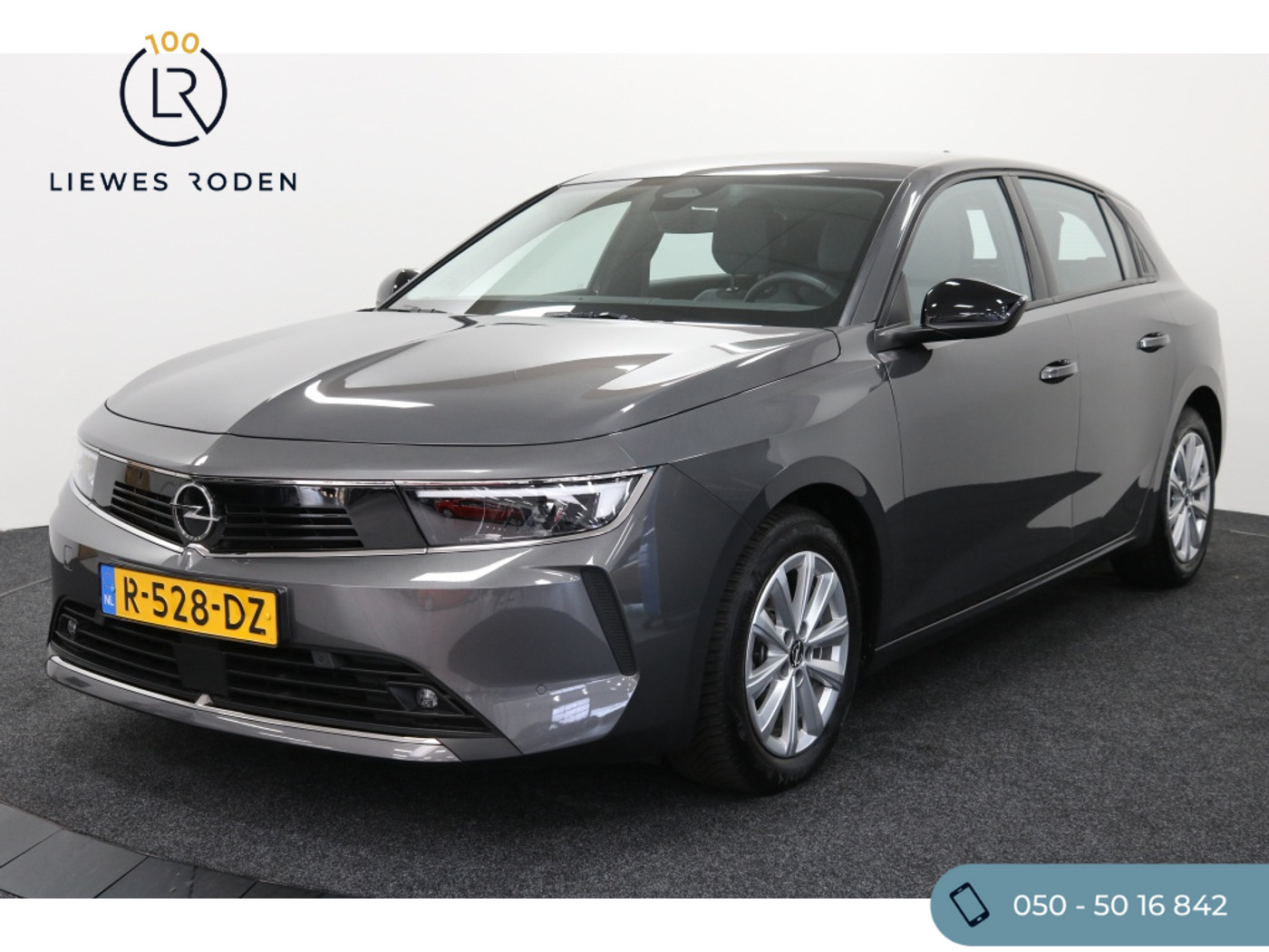 Opel Astra 1.2 Edition 2022 - voorkant