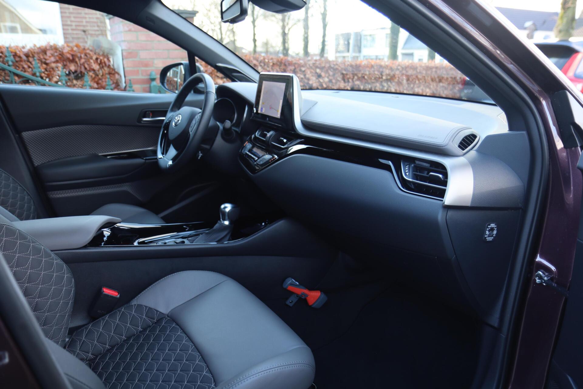 Foto van Toyota Toyota C-hr
