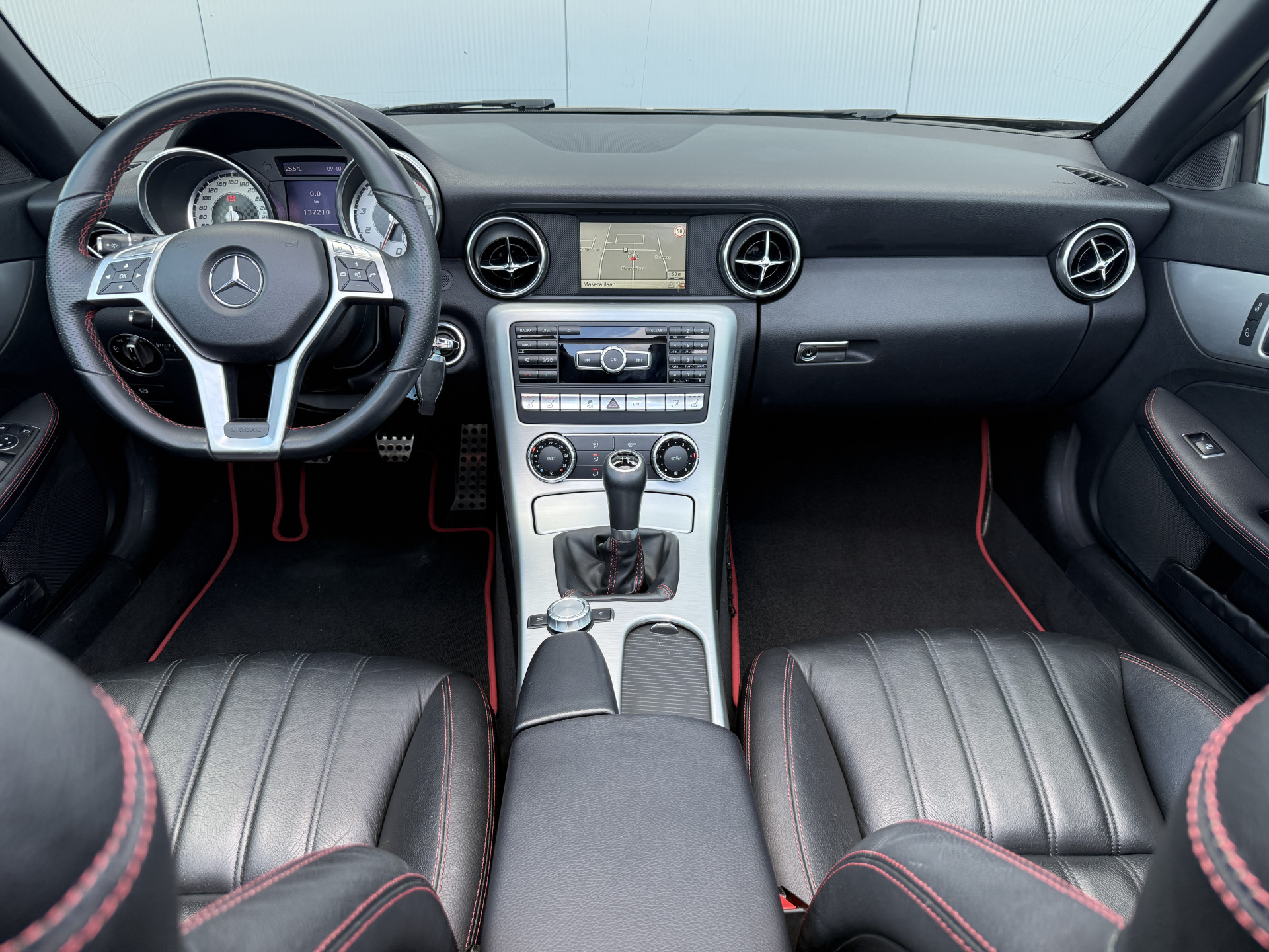 Foto van Mercedes-Benz SLK 200