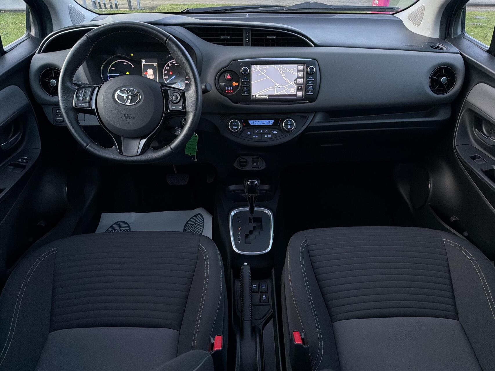 Foto van Toyota Toyota Yaris Hybrid