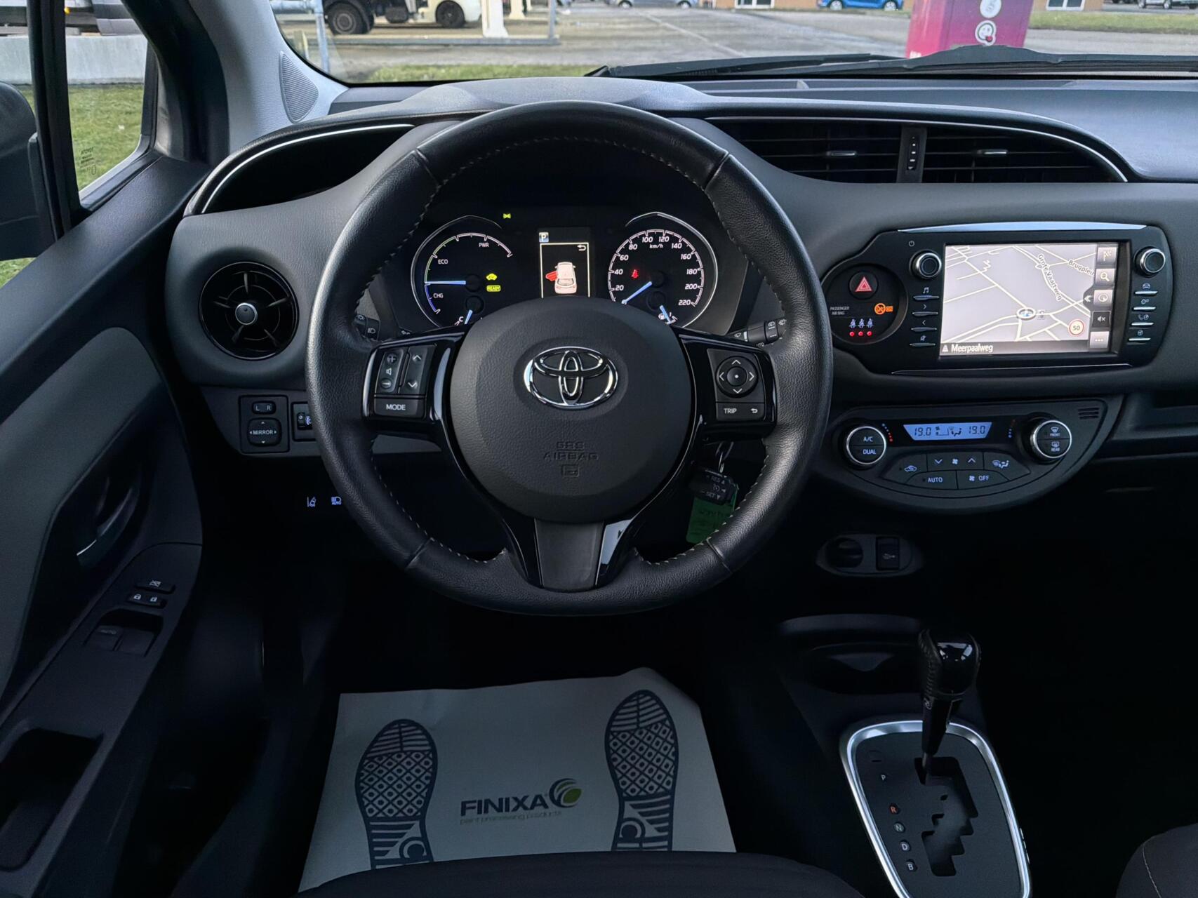 Foto van Toyota Toyota Yaris Hybrid
