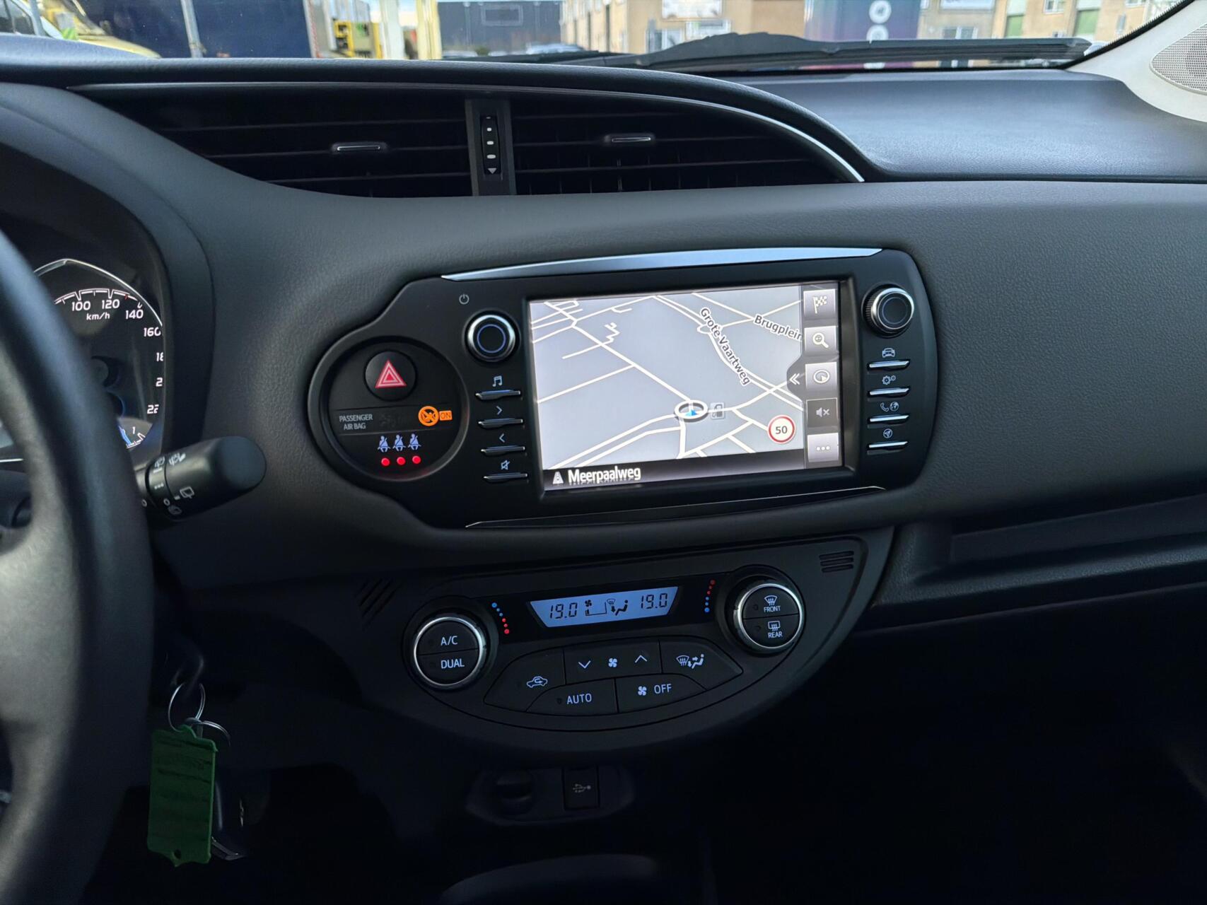 Foto van Toyota Toyota Yaris Hybrid