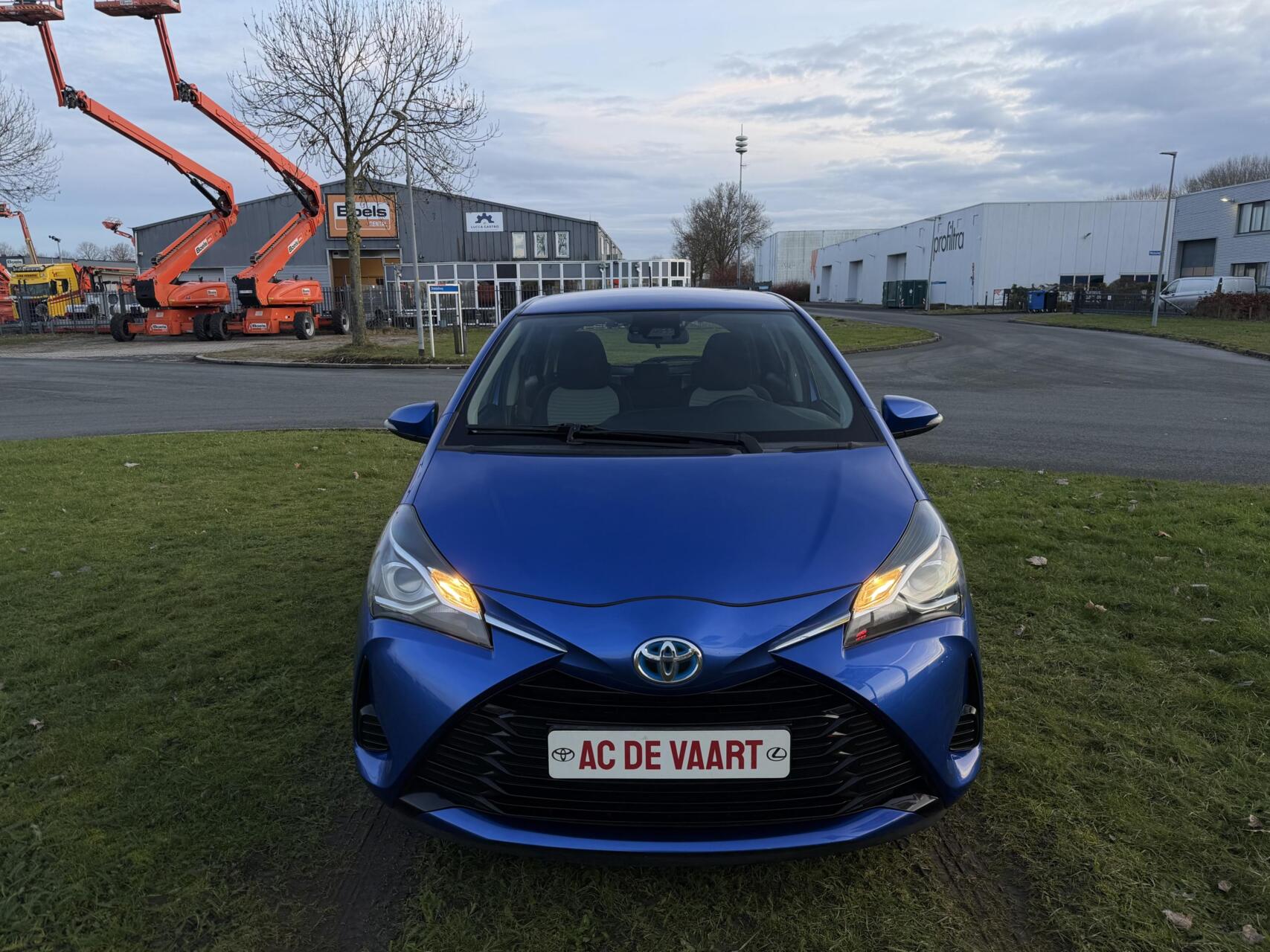 Foto van Toyota Toyota Yaris Hybrid