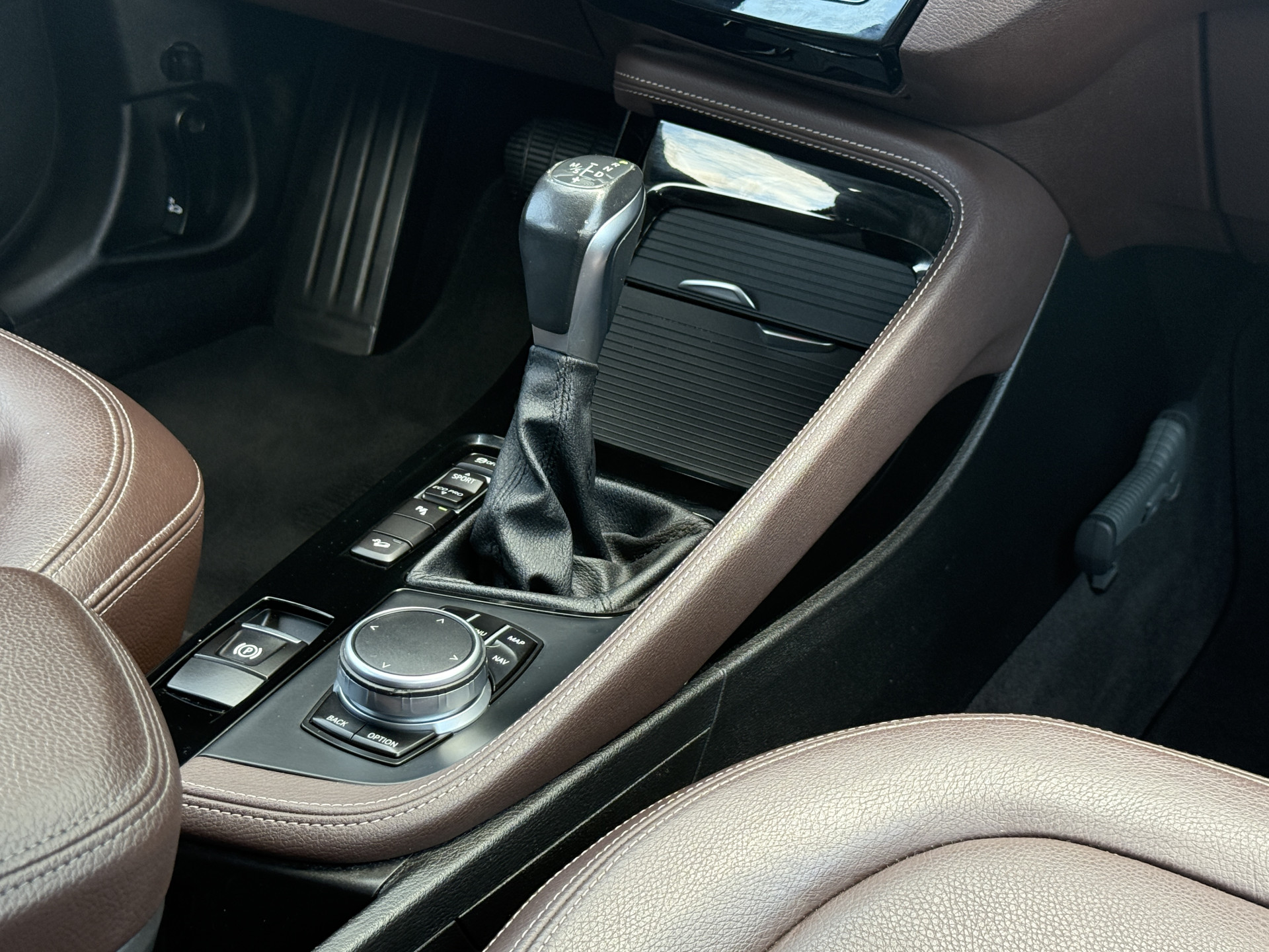 Foto van BMW X1 Xdrive20i