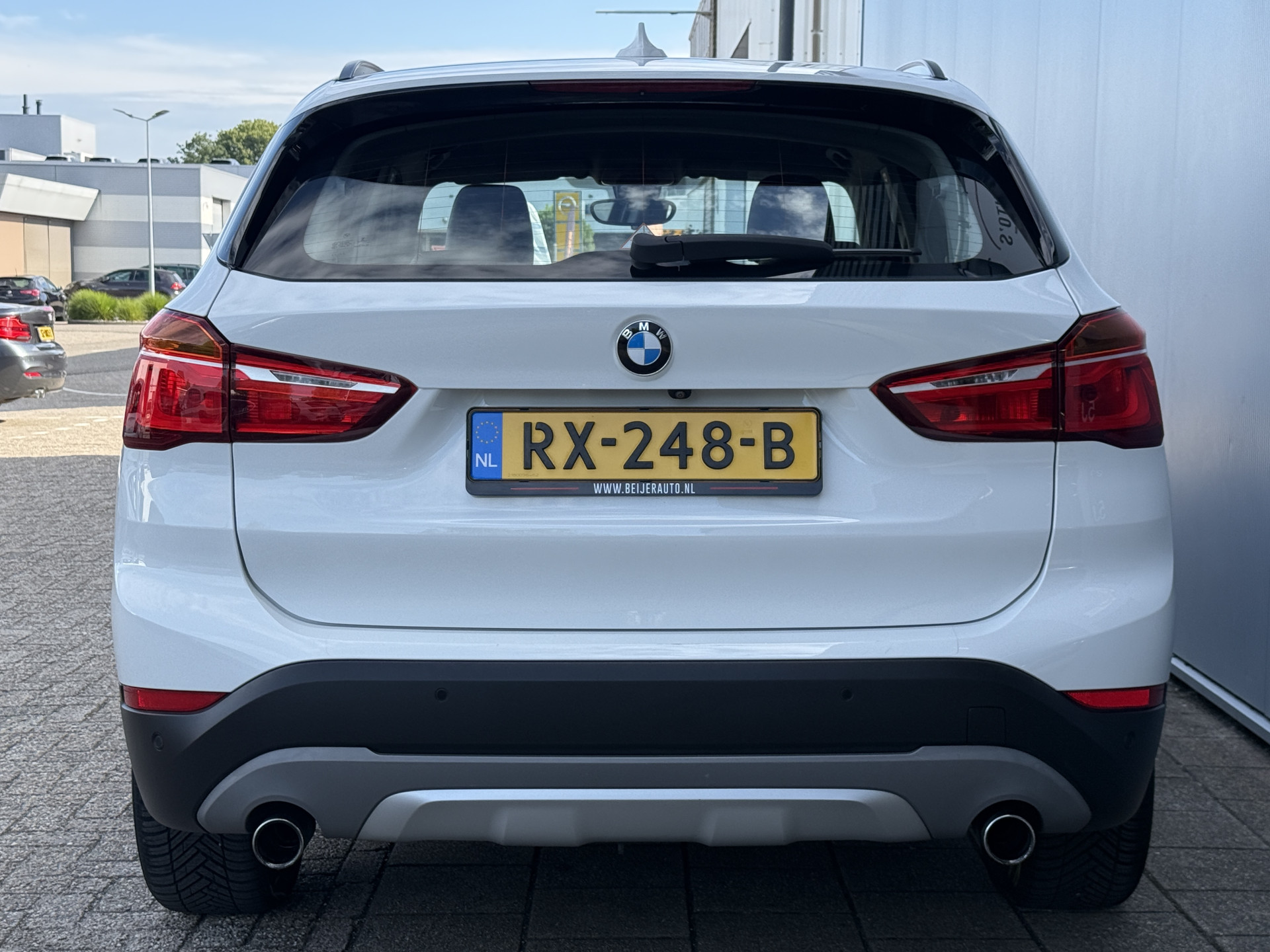 Foto van BMW X1 Xdrive20i