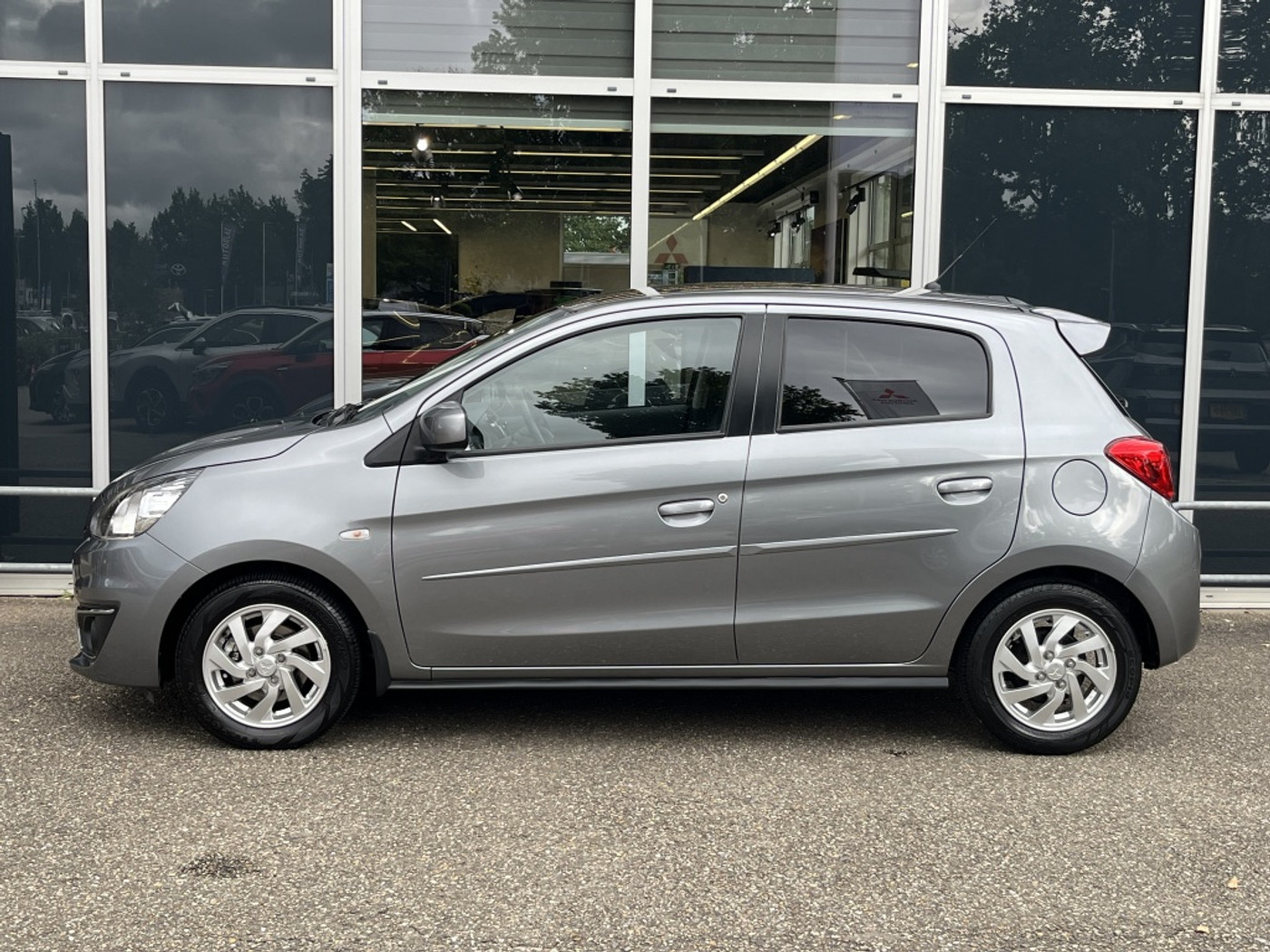 Foto van Mitsubishi Mitsubishi Space Star