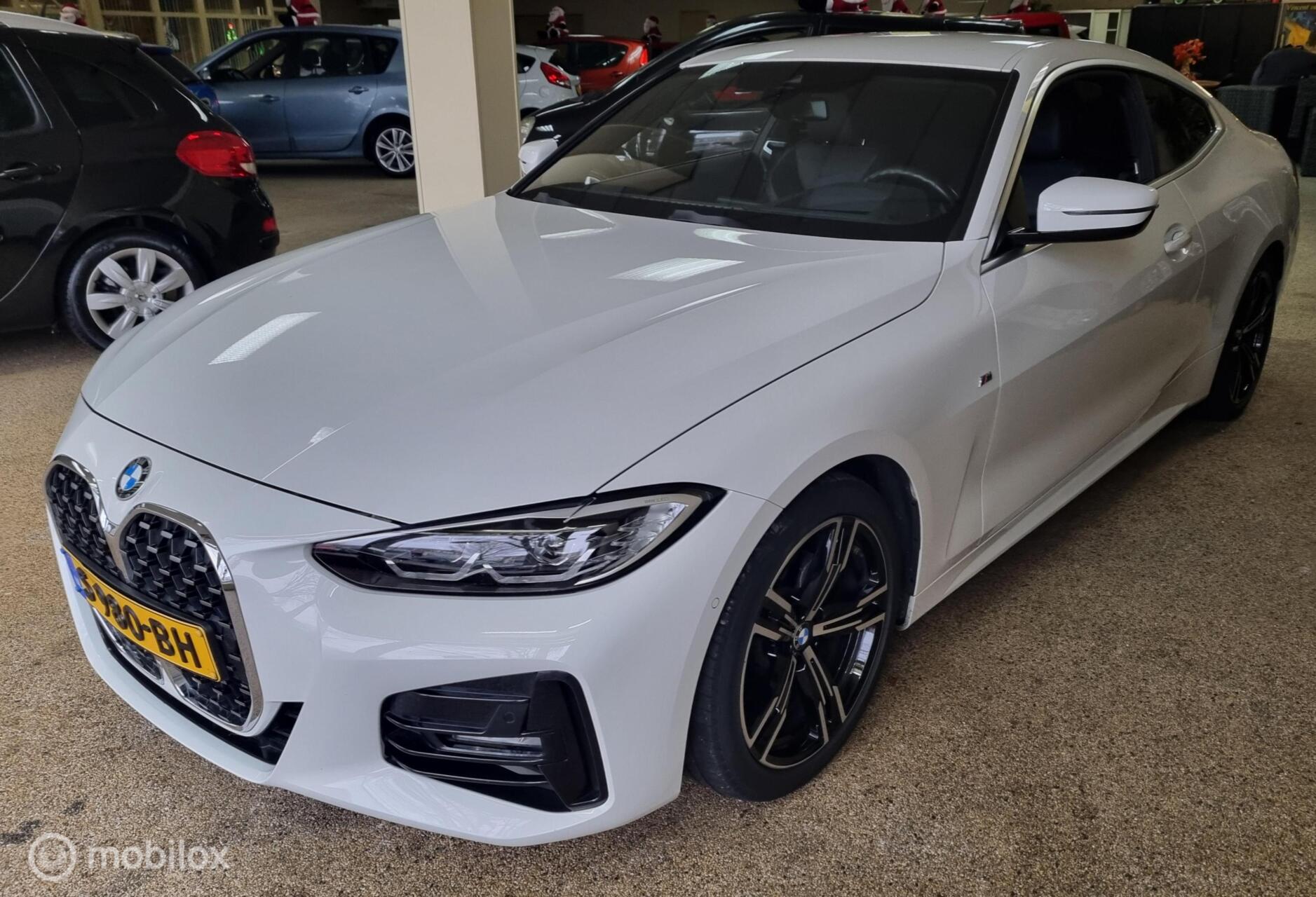BMW 420i 420i High Executive M-Sport 2021 - voorkant