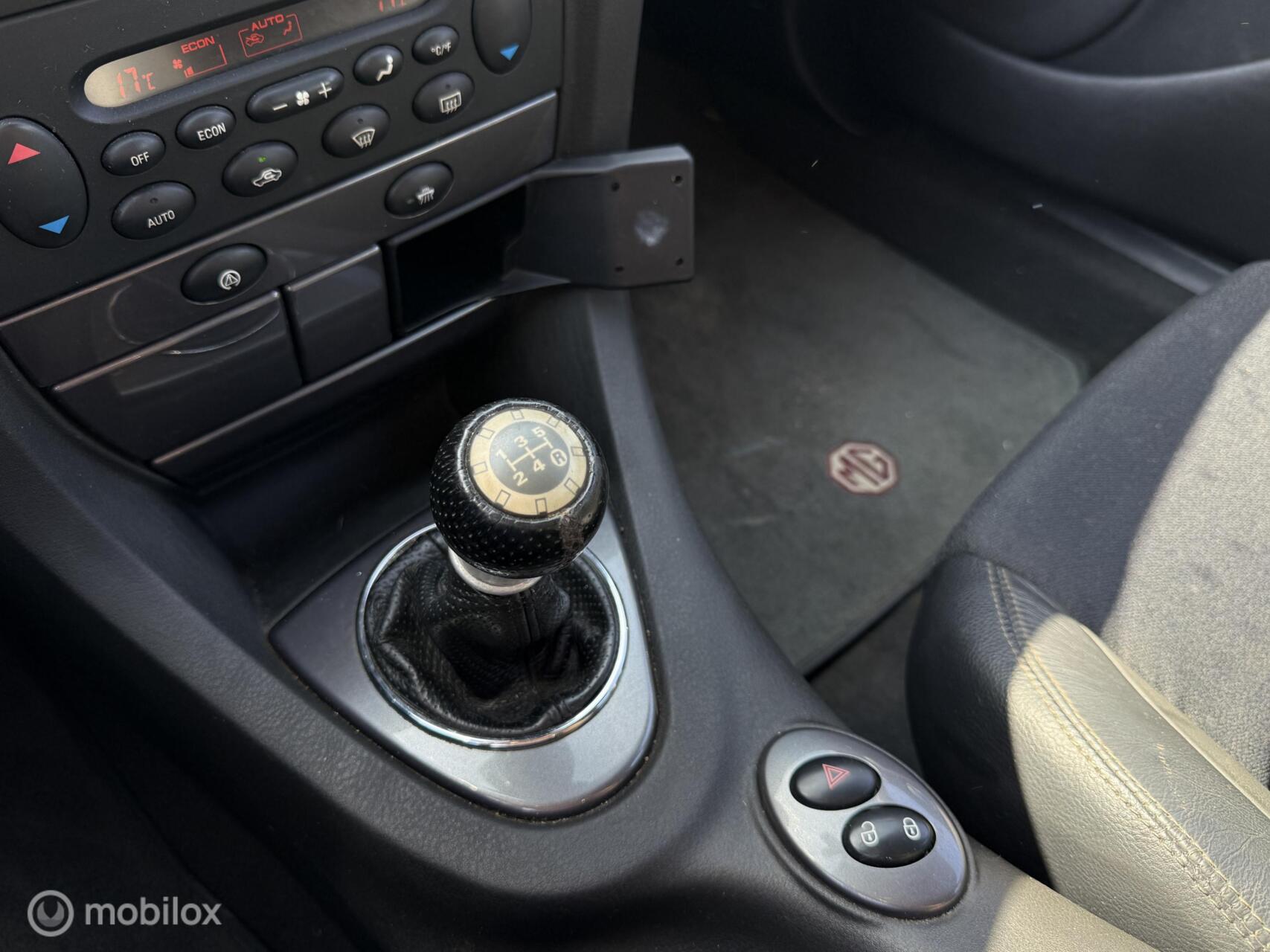 Foto van MG MG Zt-t