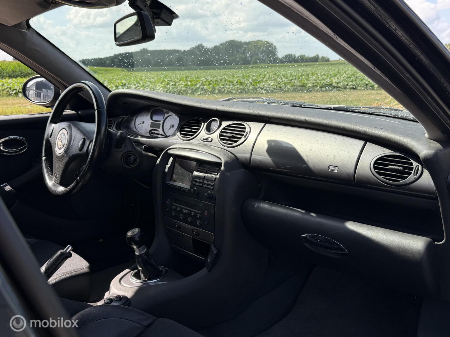 Foto van MG MG Zt-t