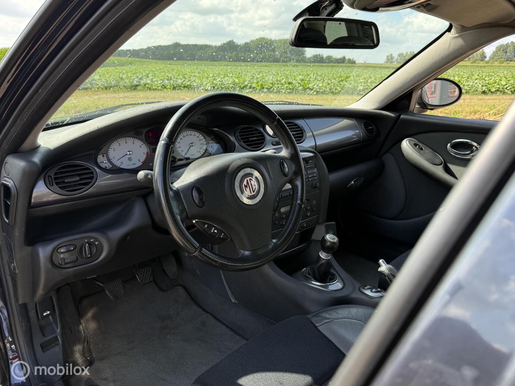 Foto van MG MG Zt-t