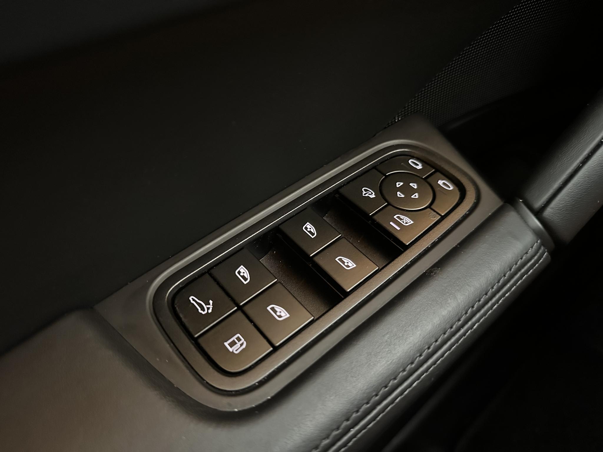 Foto van Porsche Cayenne E-hybrid
