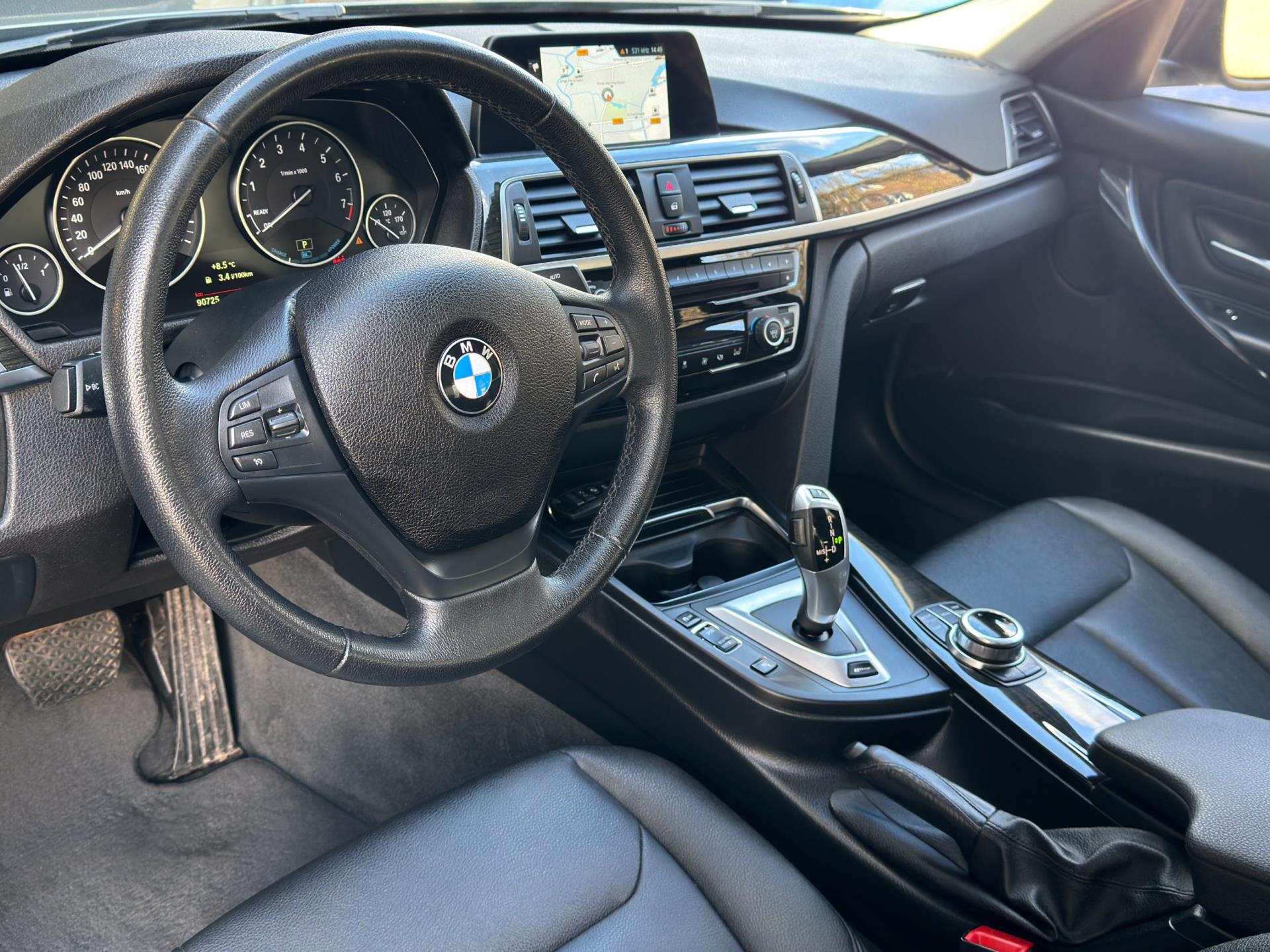 Foto van BMW 330e Iperformance