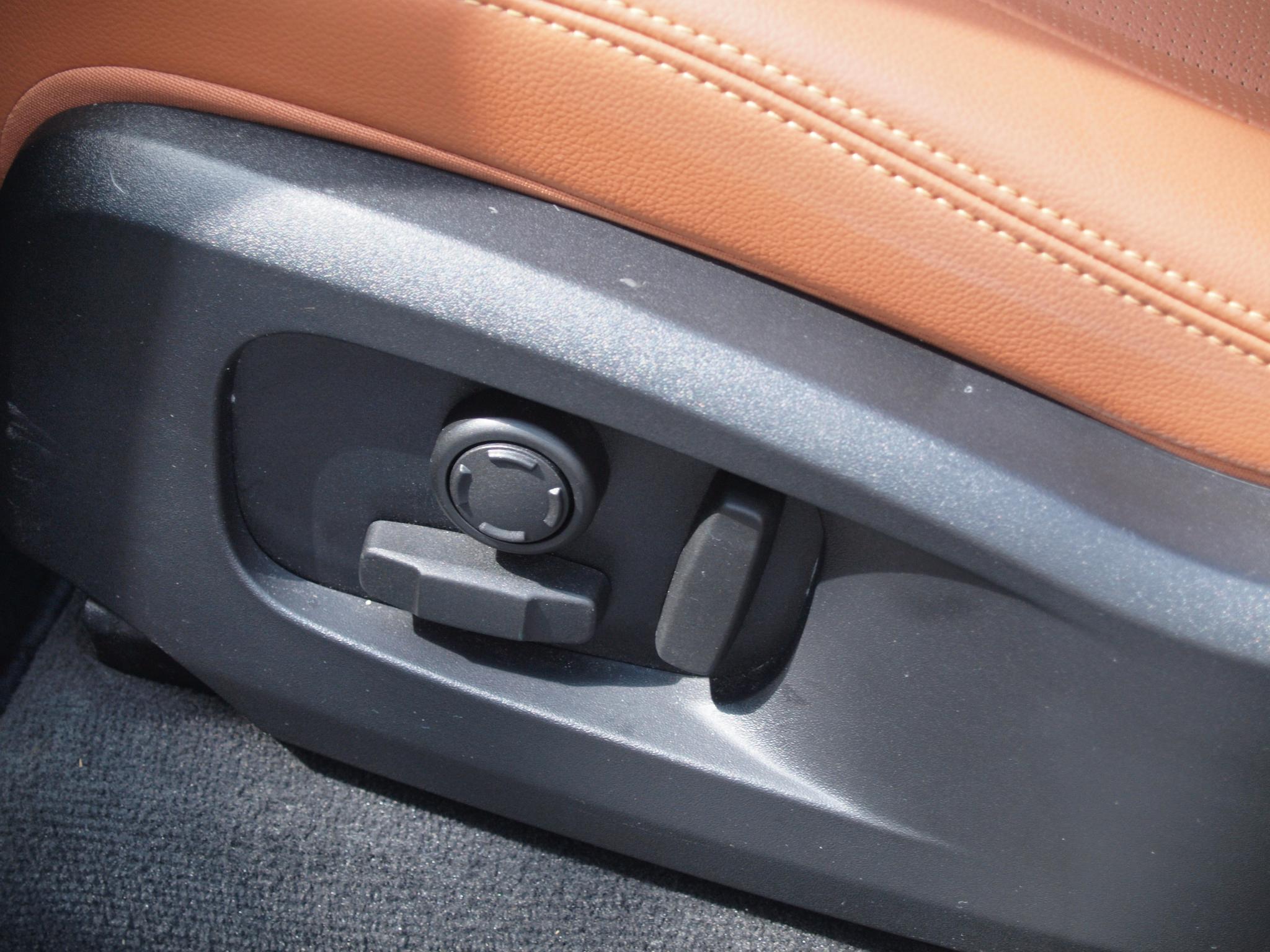 Foto van Jaguar Jaguar F-pace