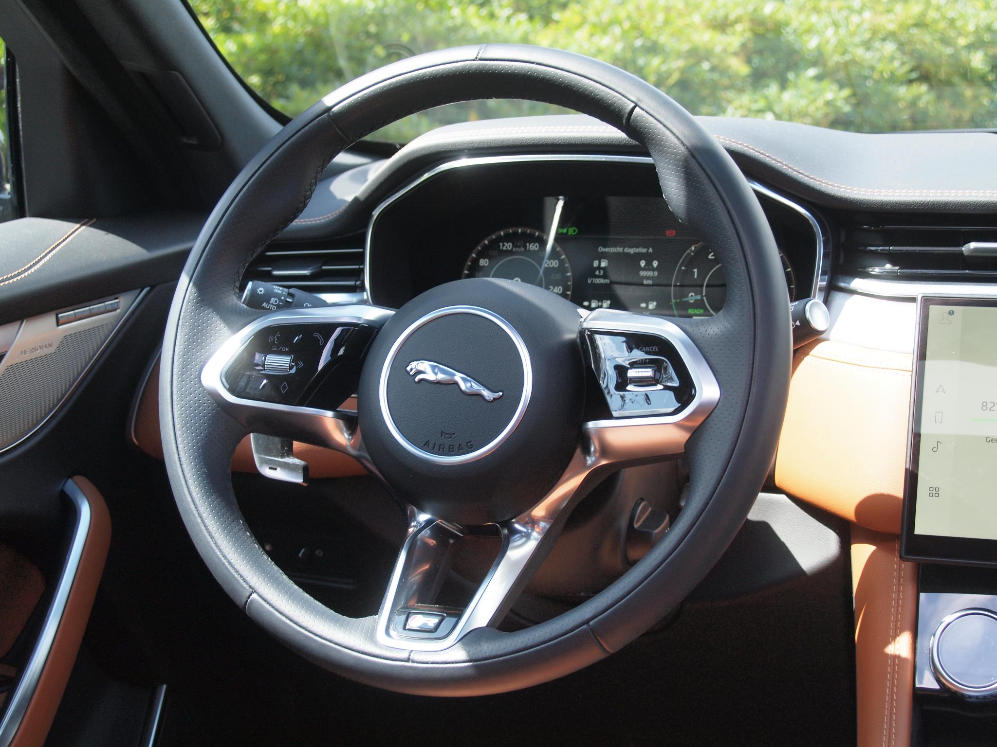 Foto van Jaguar Jaguar F-pace