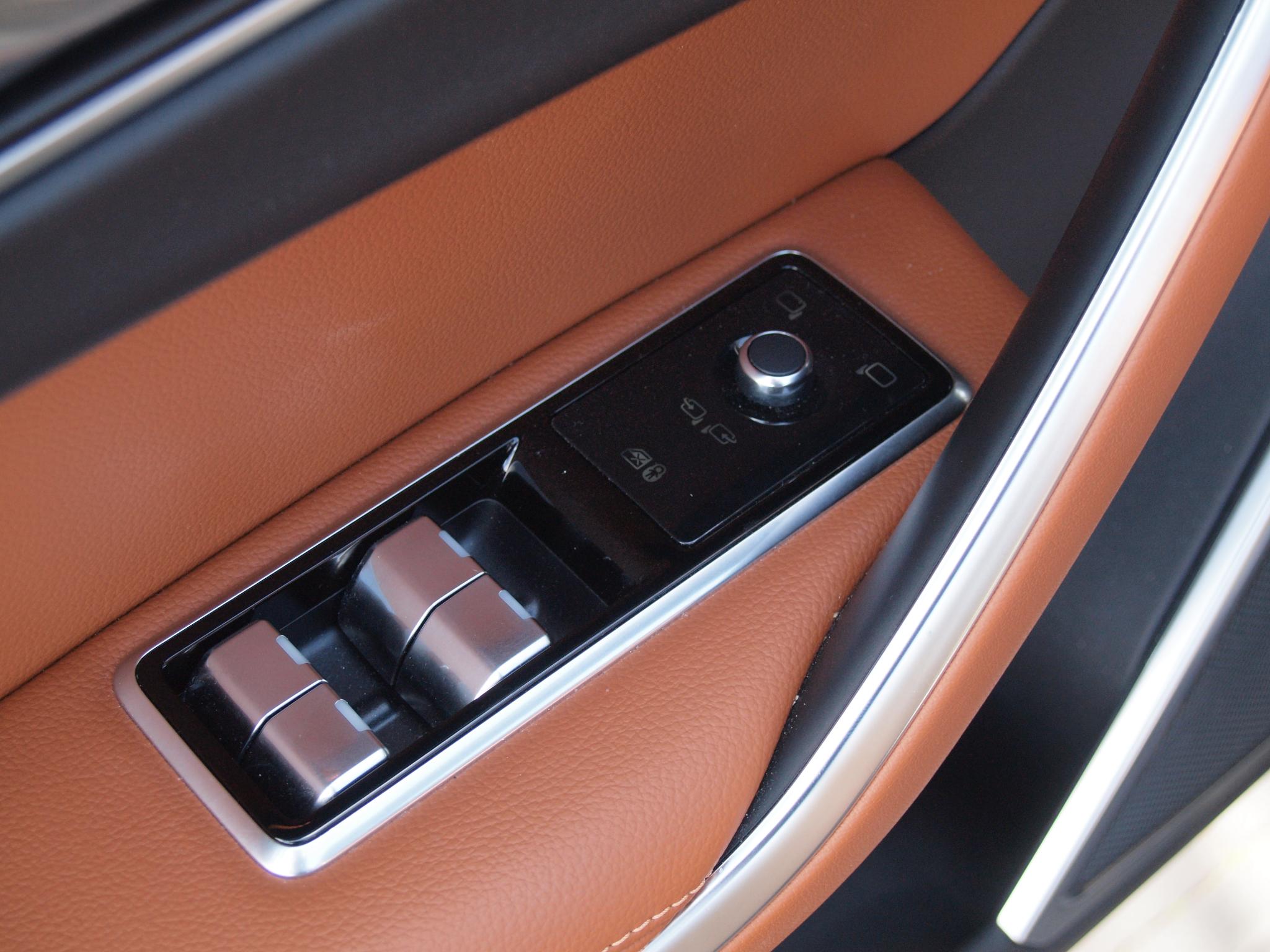 Foto van Jaguar Jaguar F-pace