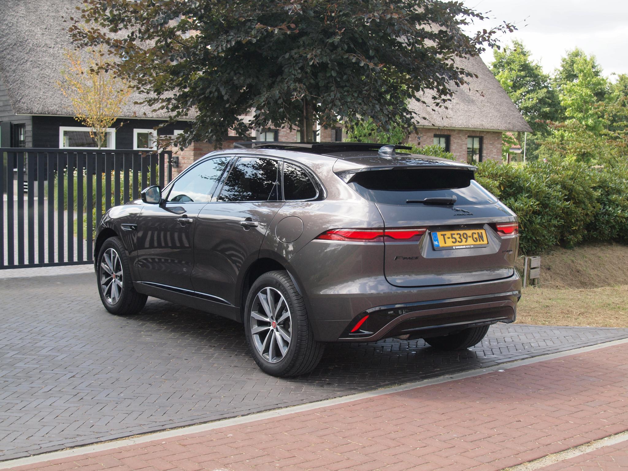 Foto van Jaguar Jaguar F-pace