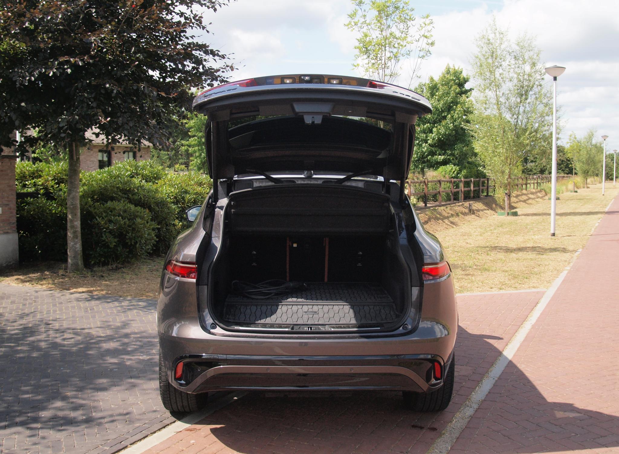 Foto van Jaguar Jaguar F-pace
