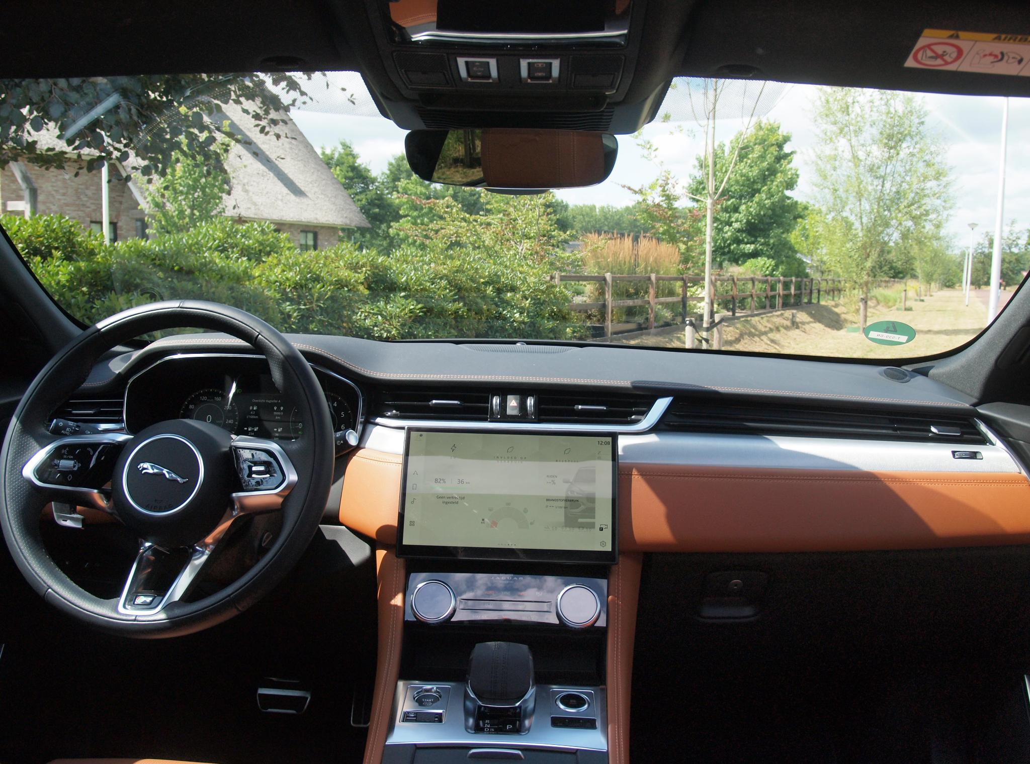 Foto van Jaguar Jaguar F-pace