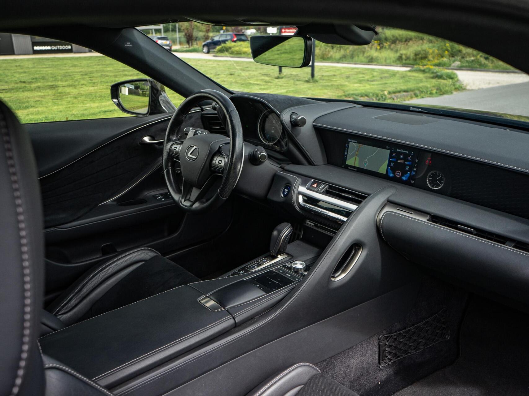 Foto van Lexus Lexus Lc500h