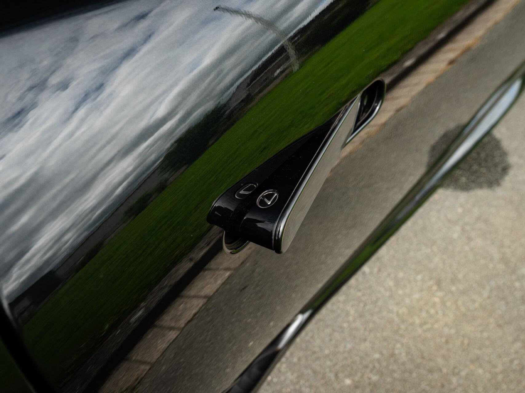 Foto van Lexus Lexus Lc500h