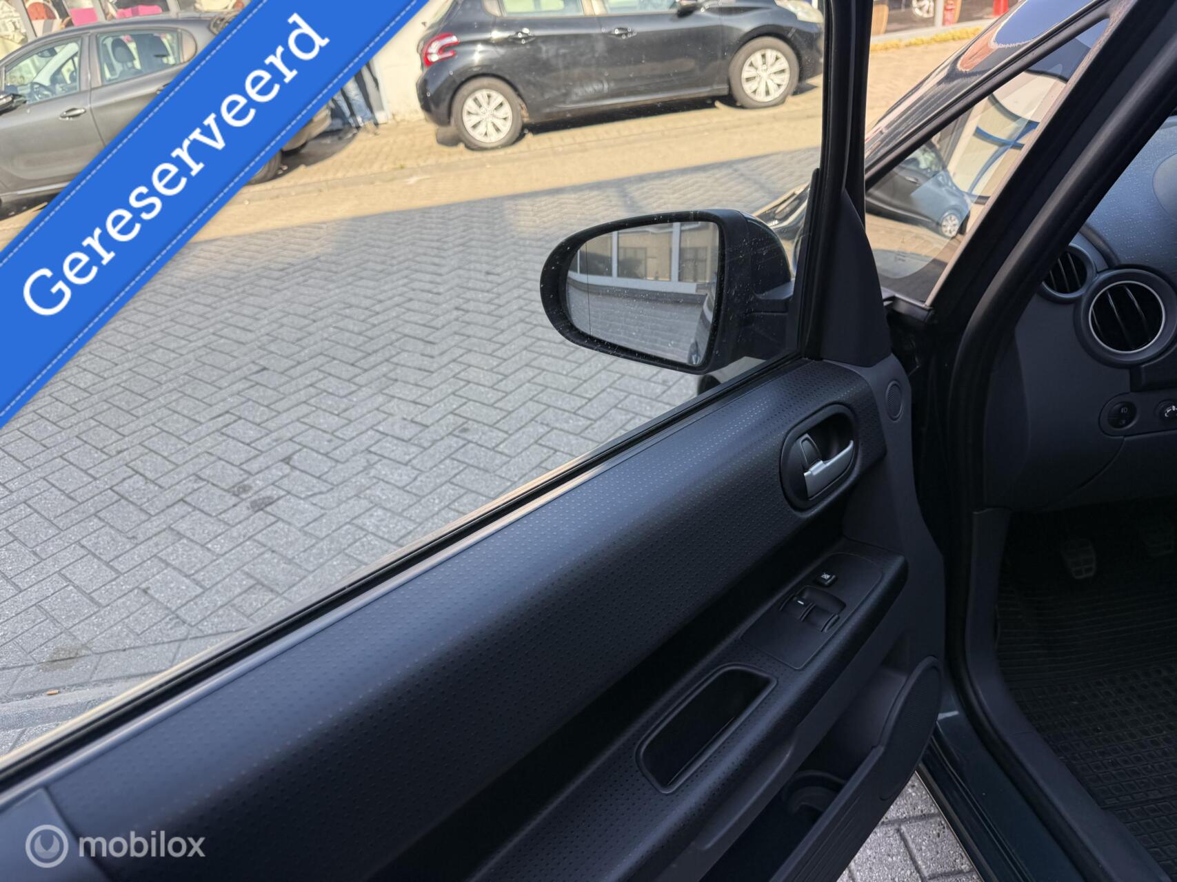 Foto van Mitsubishi Mitsubishi Colt