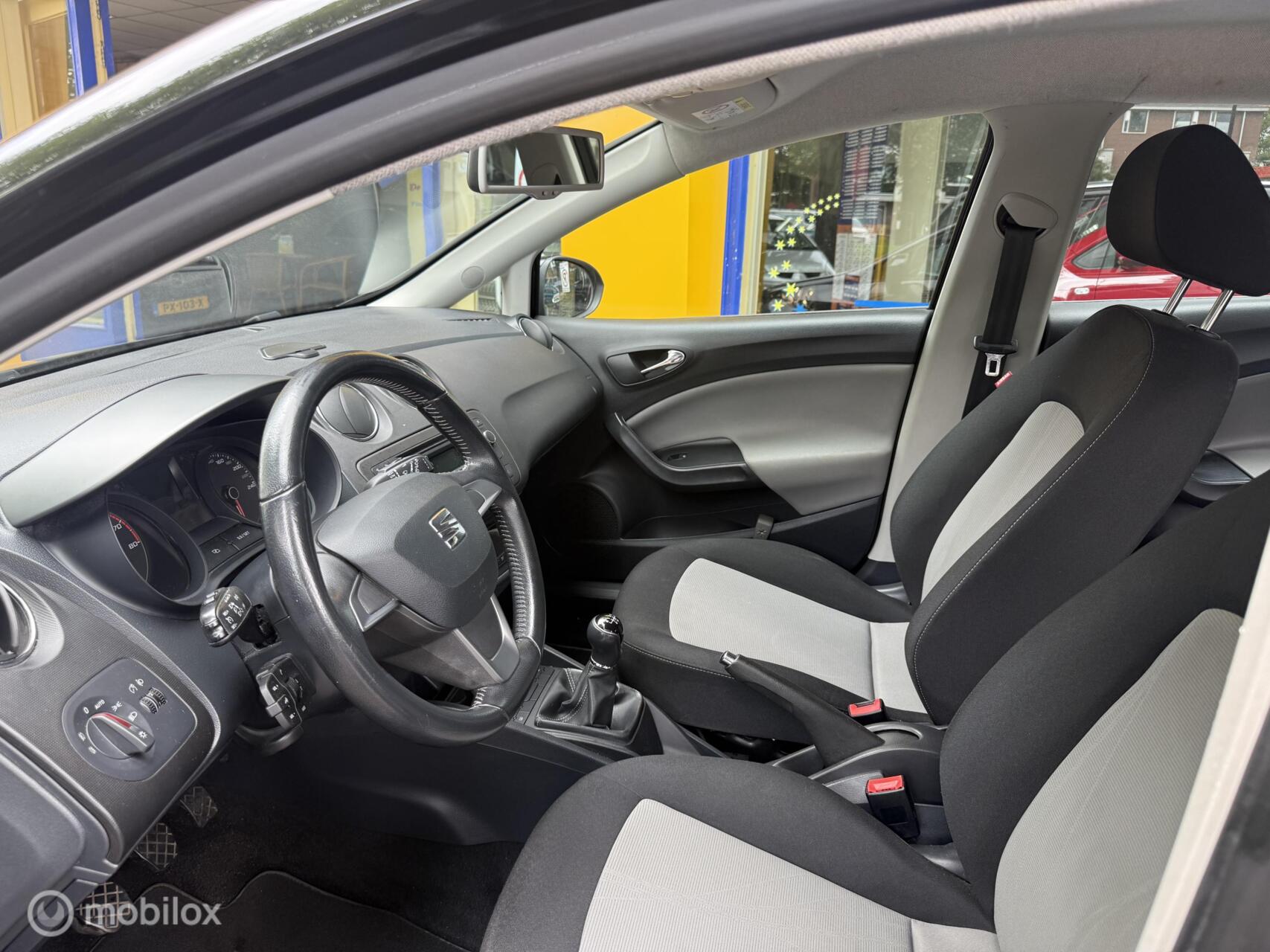 Foto van Seat Ibiza ST