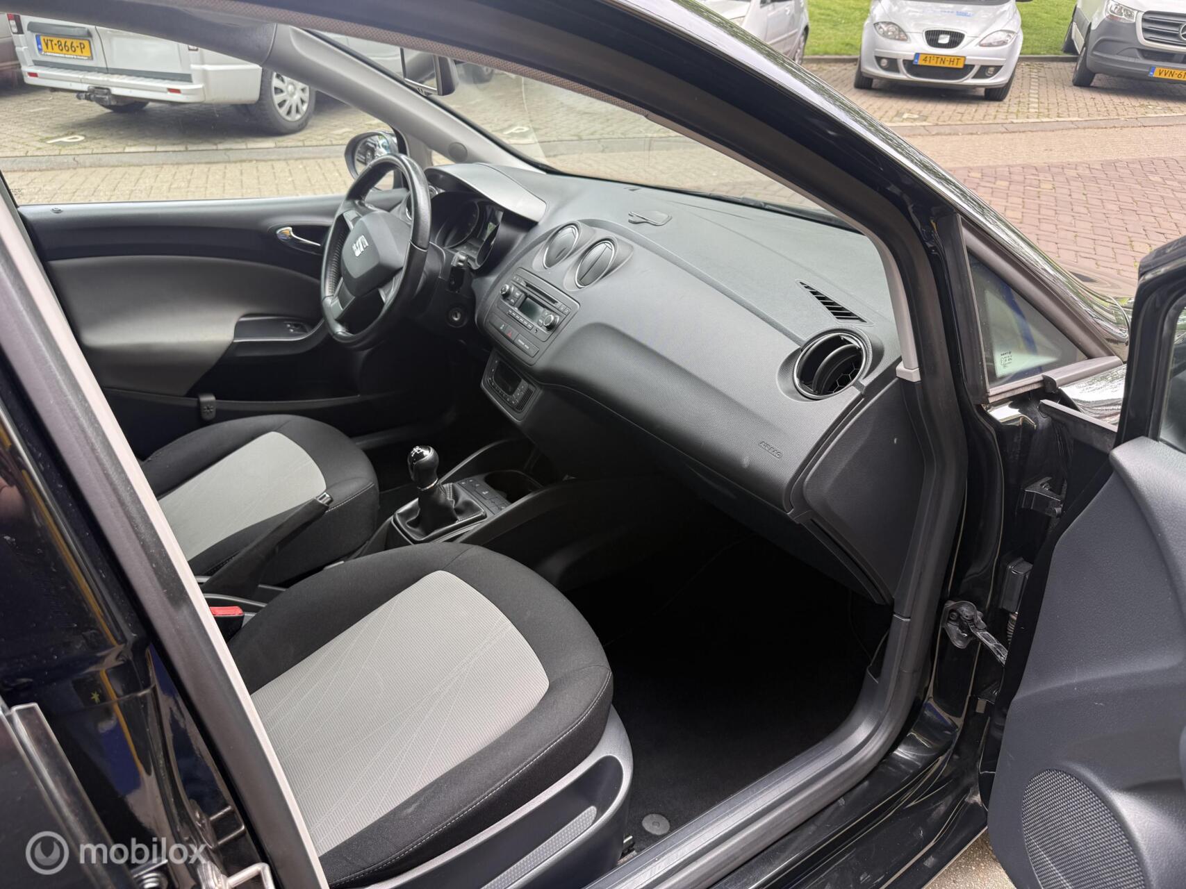 Foto van Seat Ibiza ST