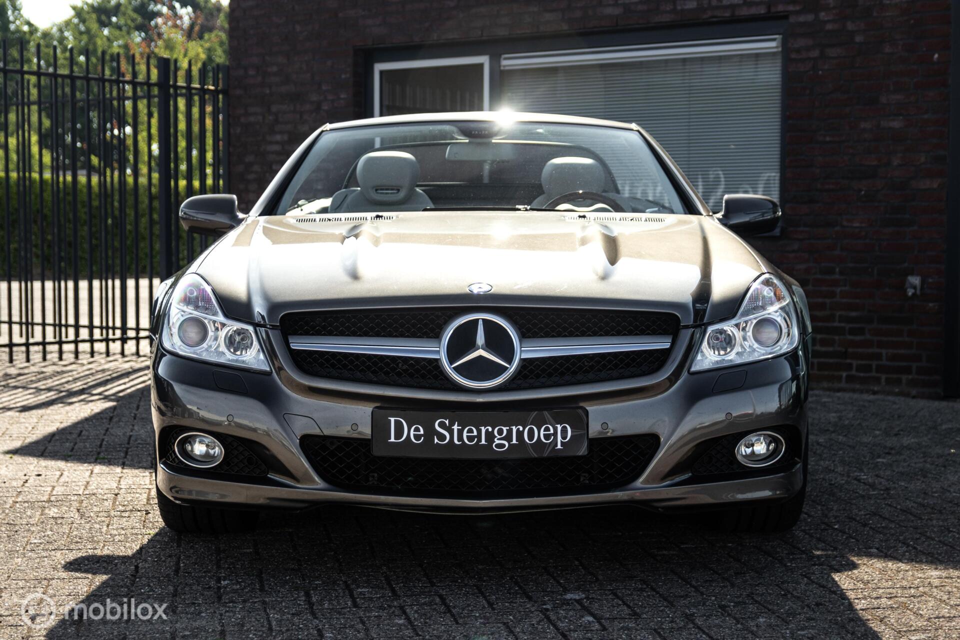 Foto van Mercedes-Benz SL 350