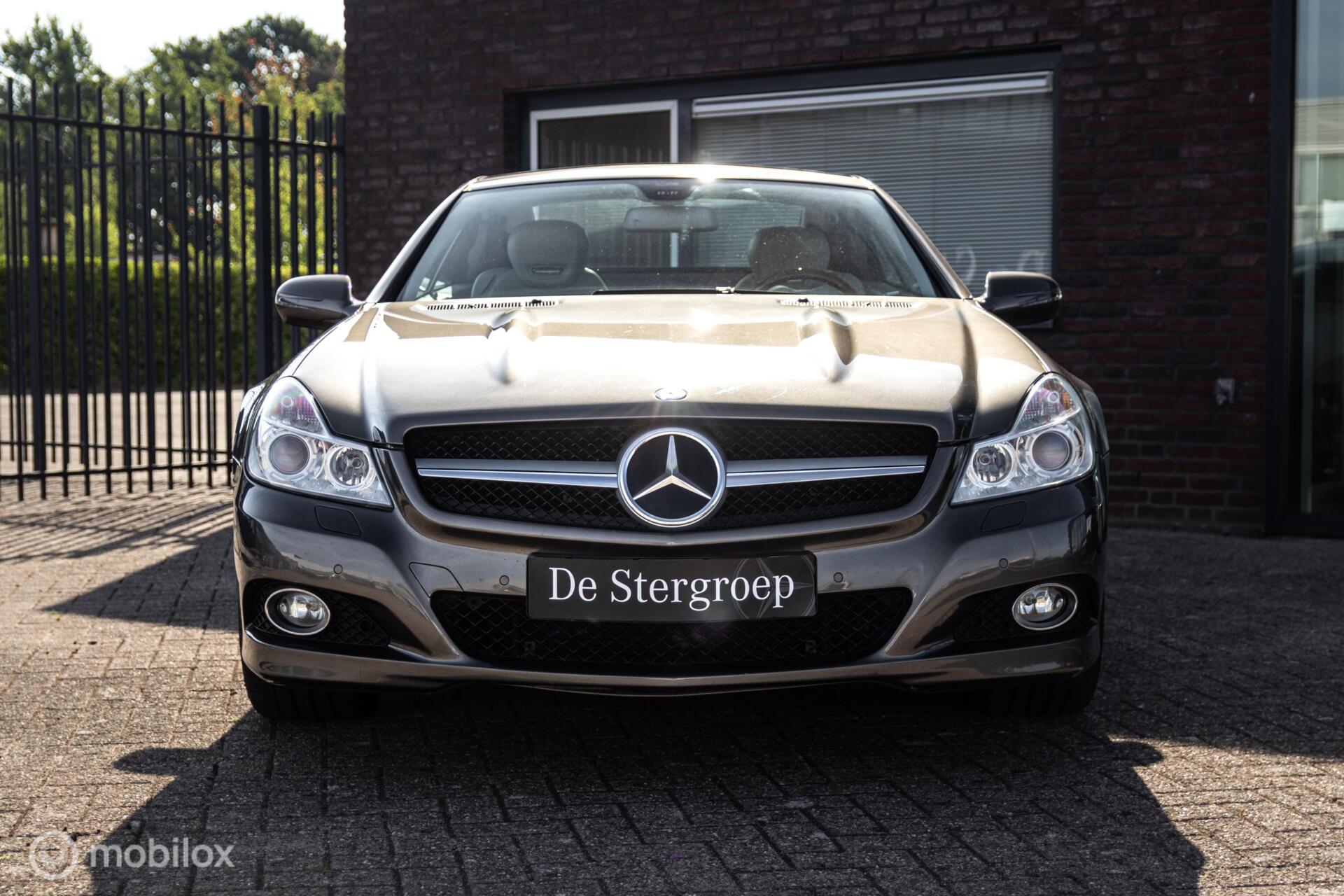 Foto van Mercedes-Benz SL 350