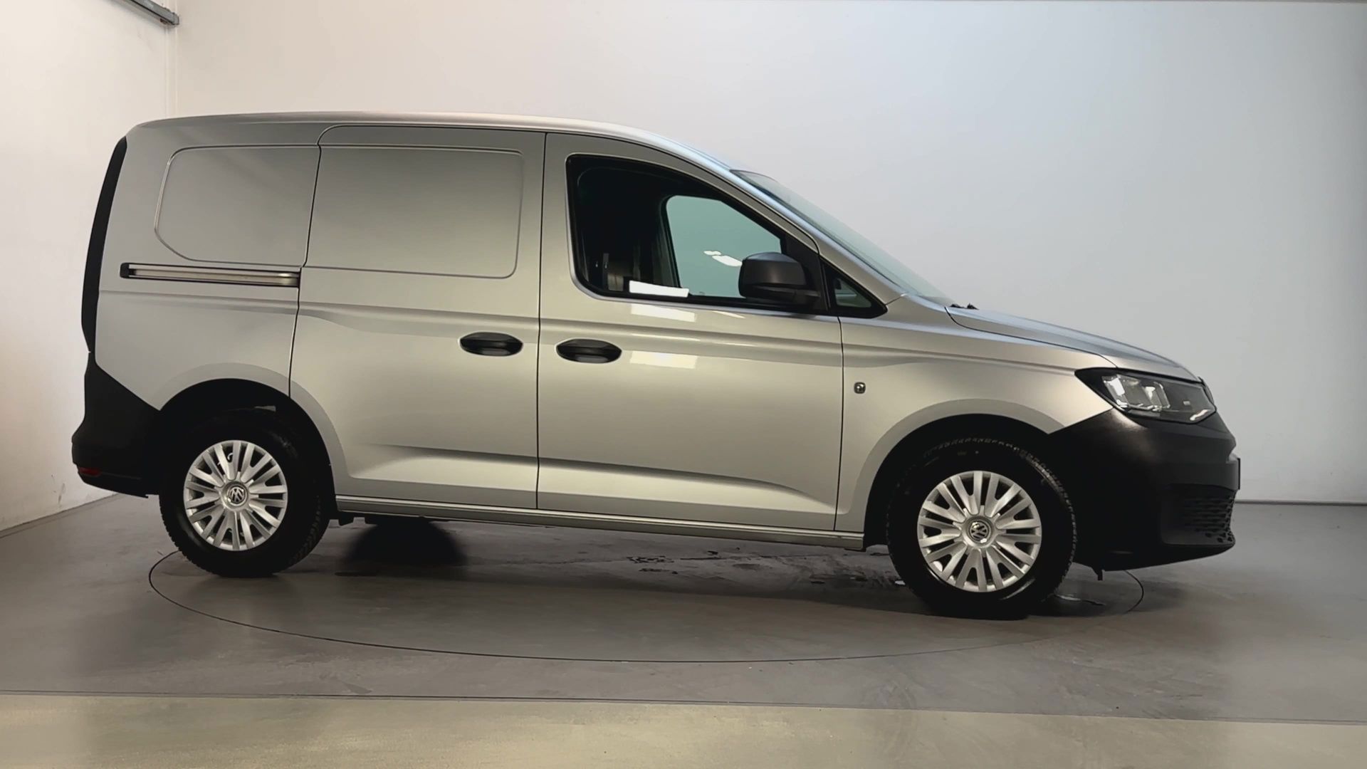 Foto van Volkswagen Caddy Modified Partition Wall