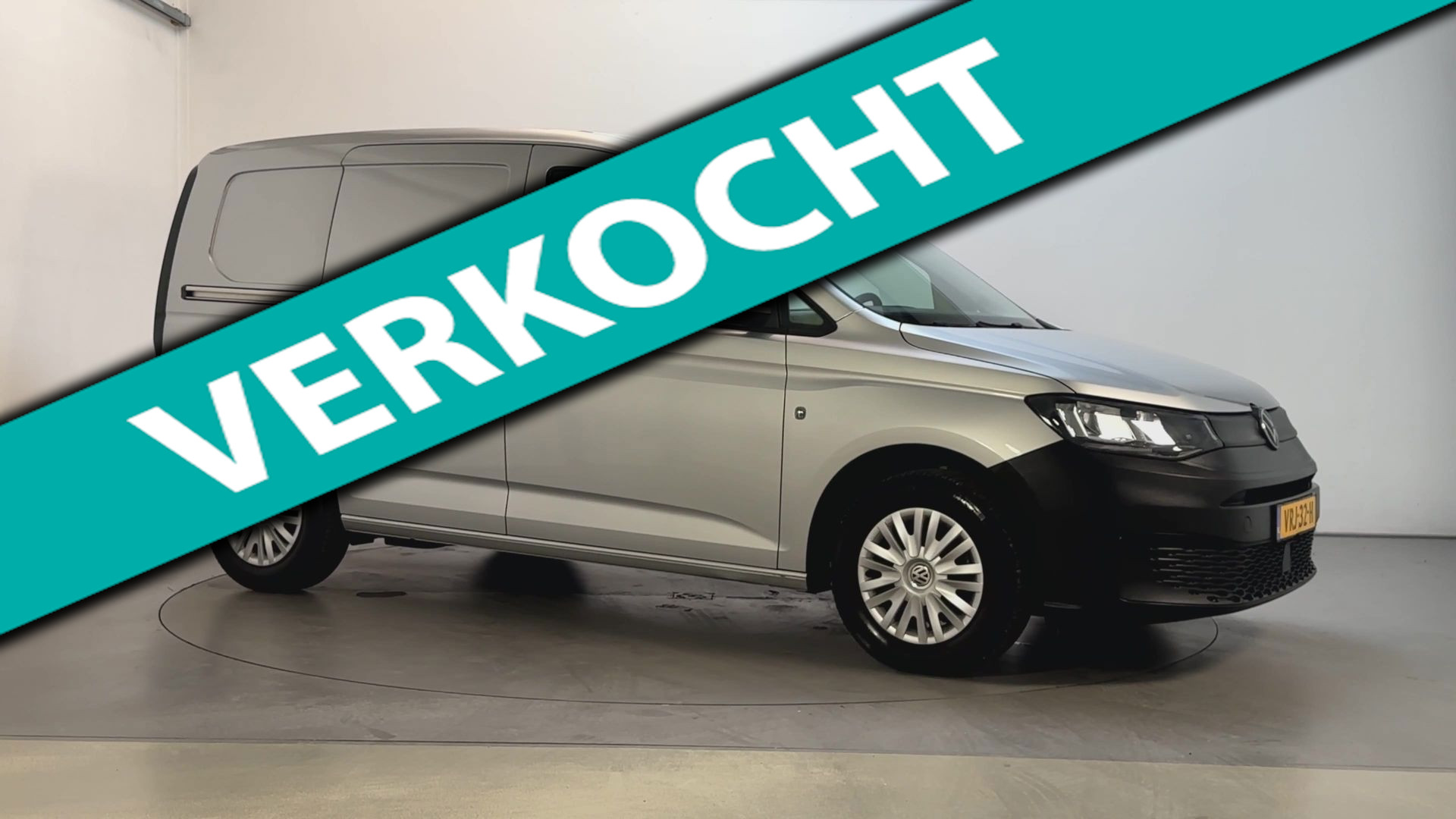 Volkswagen Caddy Modified Partition Wall 2.0 TDI Comfort Navigatie Cruise Control Airco Trekhaak 2022 - voorkant