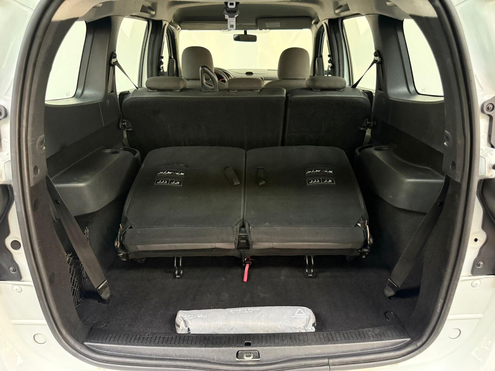 Foto van Dacia Lodgy