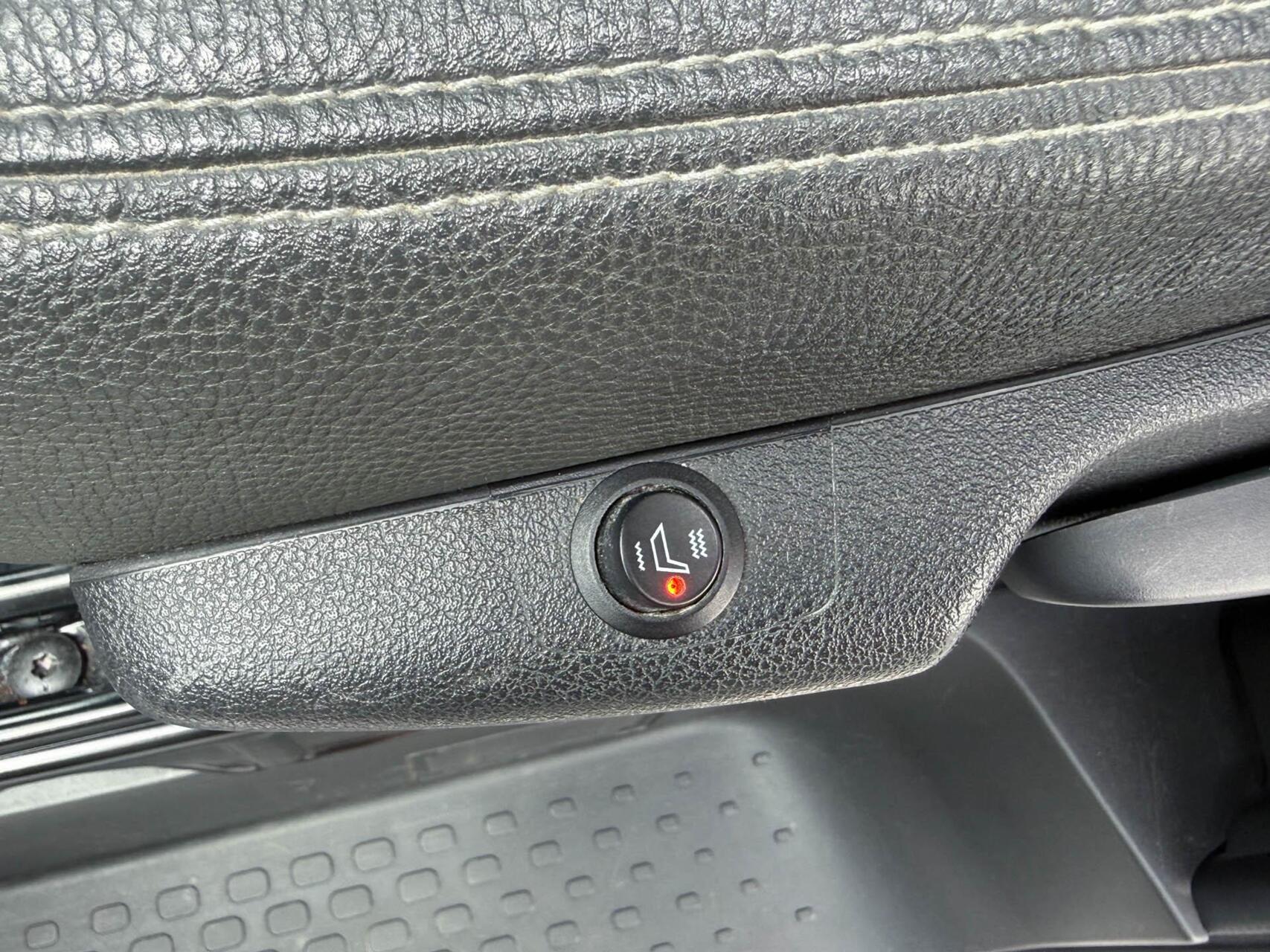Foto van Opel Vivaro-b
