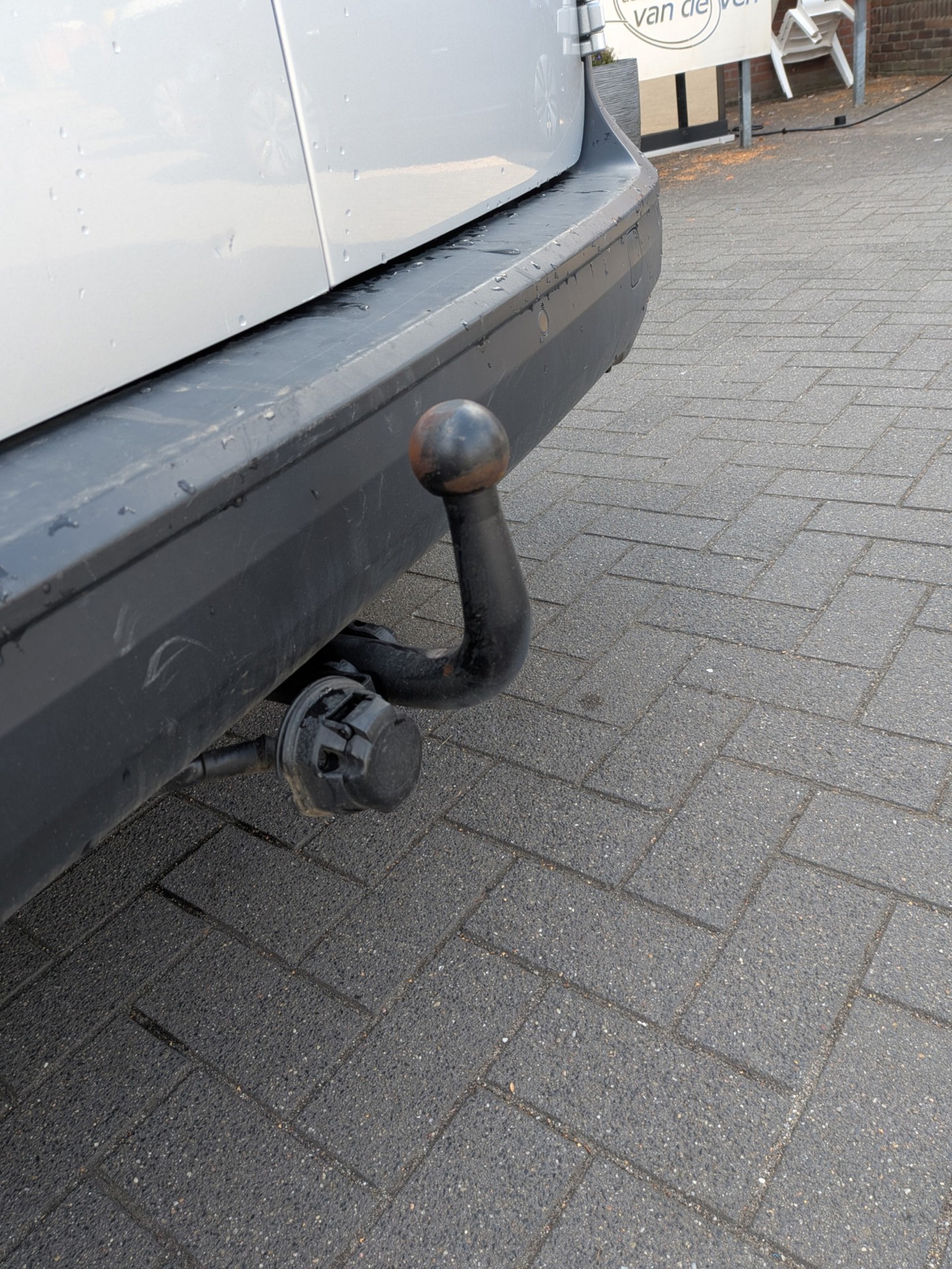 Foto van Volkswagen Caddy Modified Partition Wall
