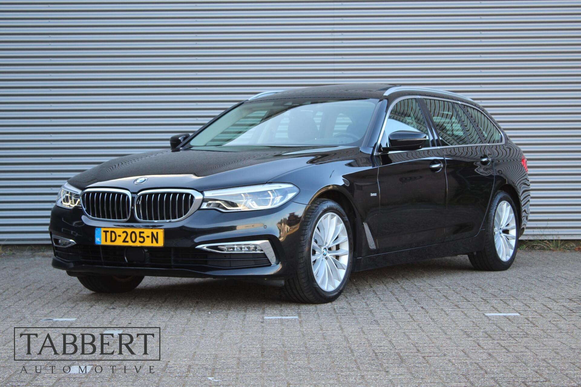 BMW 530i 530i High Executive Luxury Line Trekhaak 2017 - voorkant
