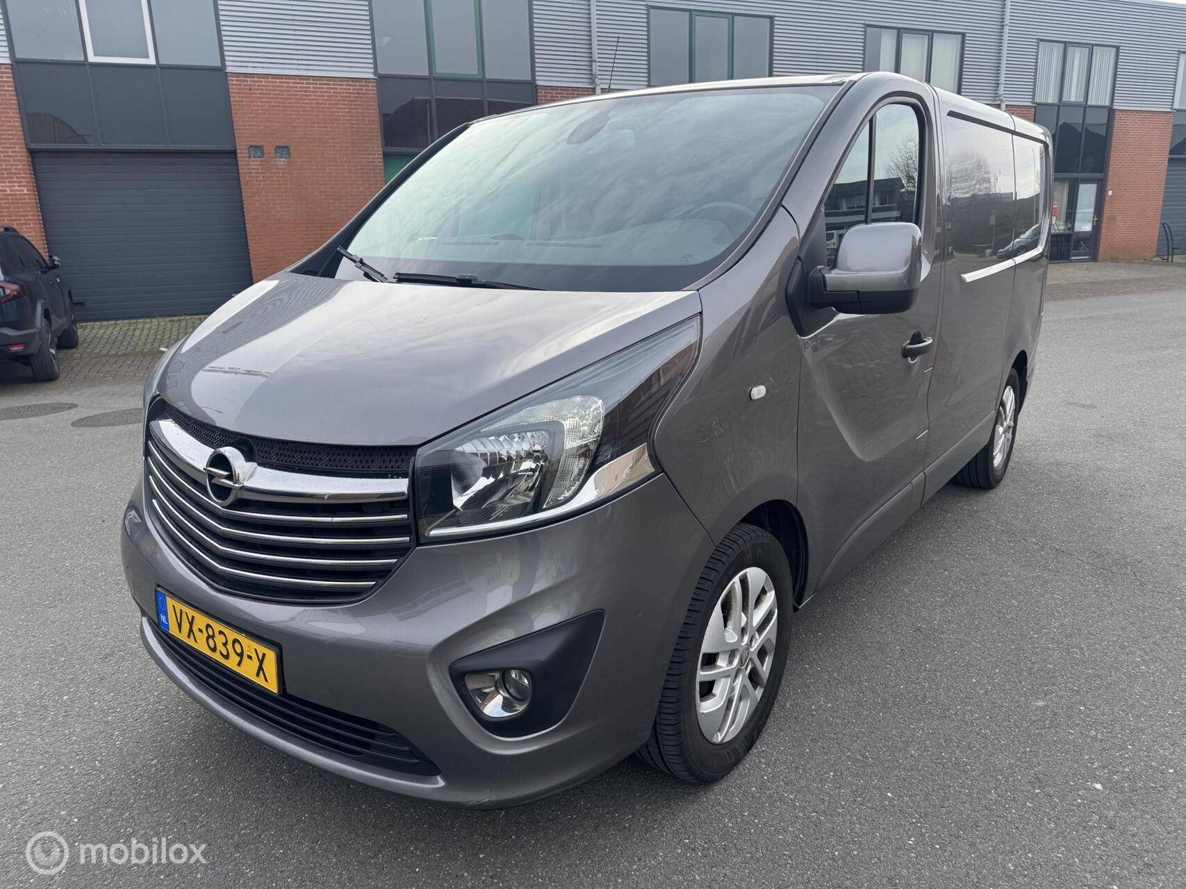 Opel Vivaro 1.6 CDTI L1H1 DC Edition EcoFlex 2016 - voorkant