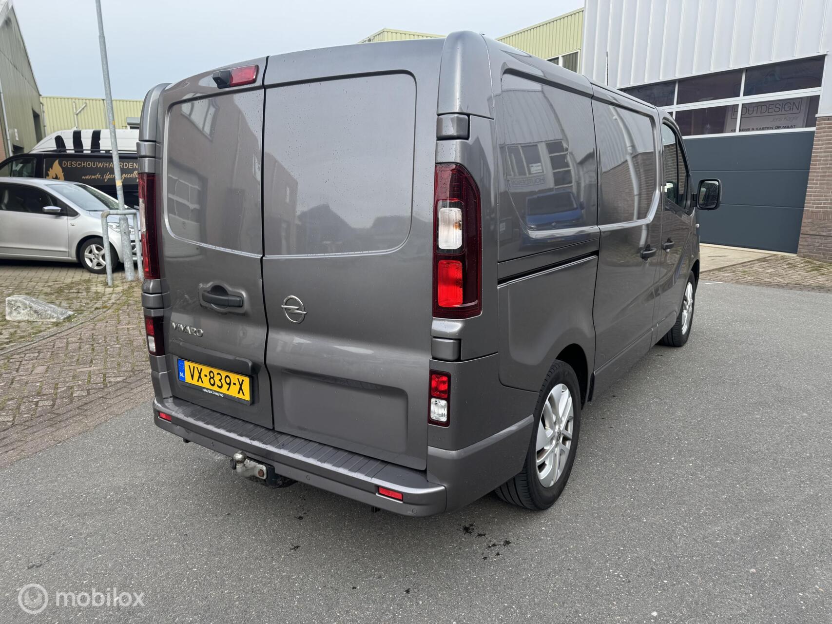Foto van Opel Vivaro