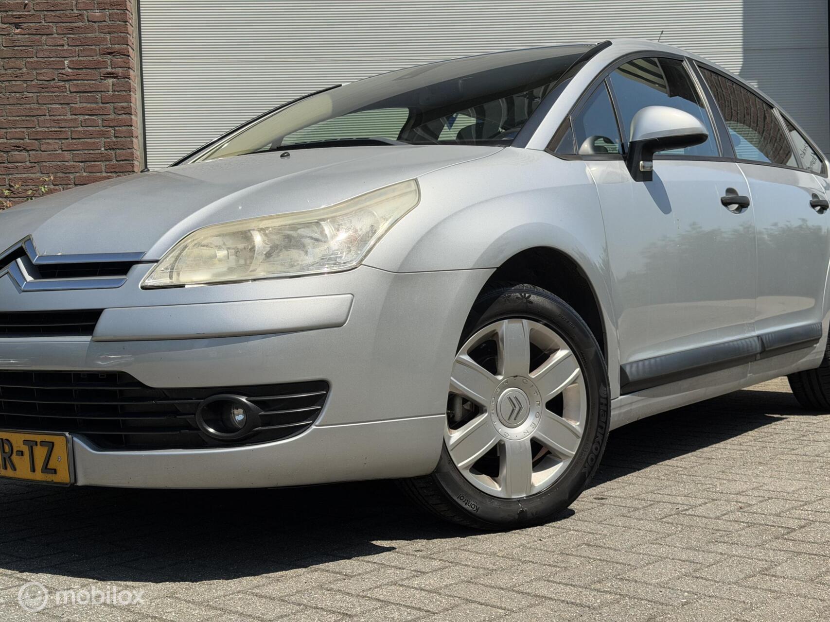 Foto van Citroen C4