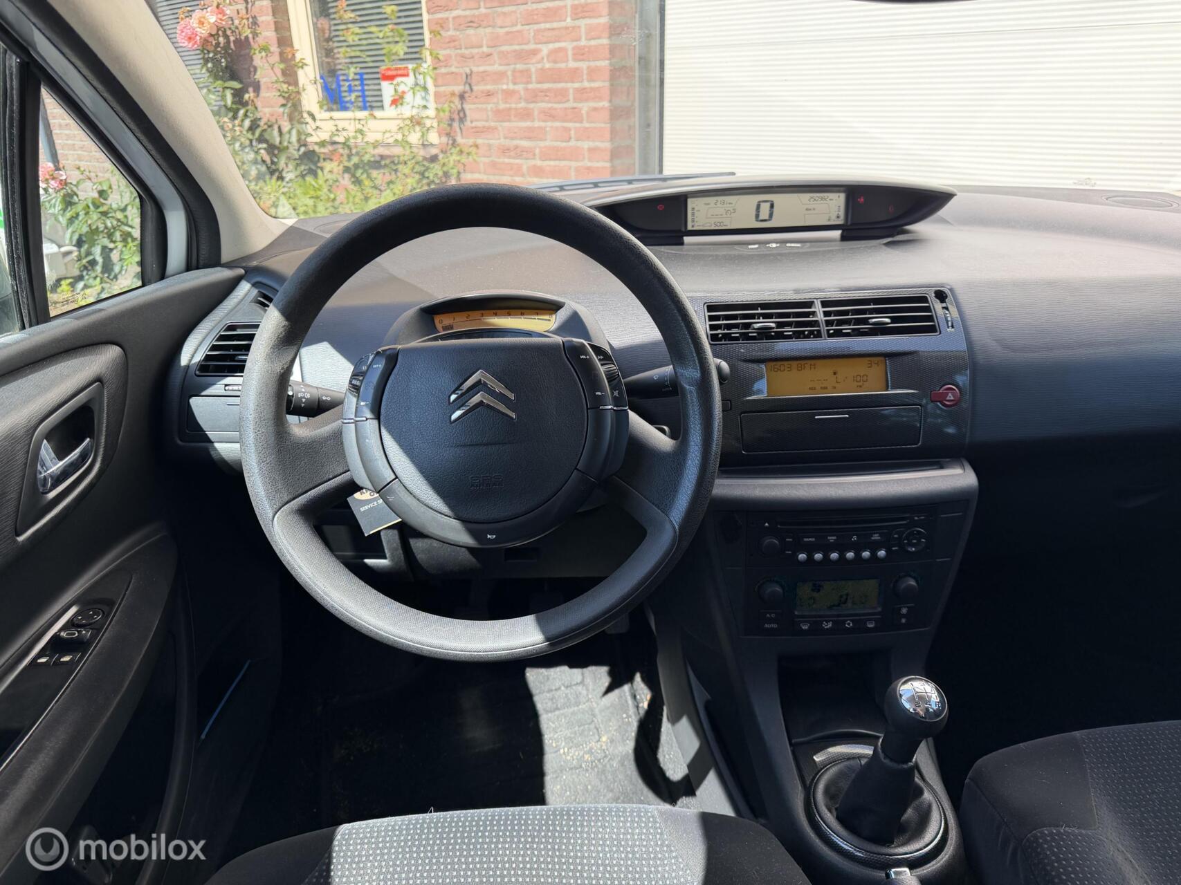 Foto van Citroen C4