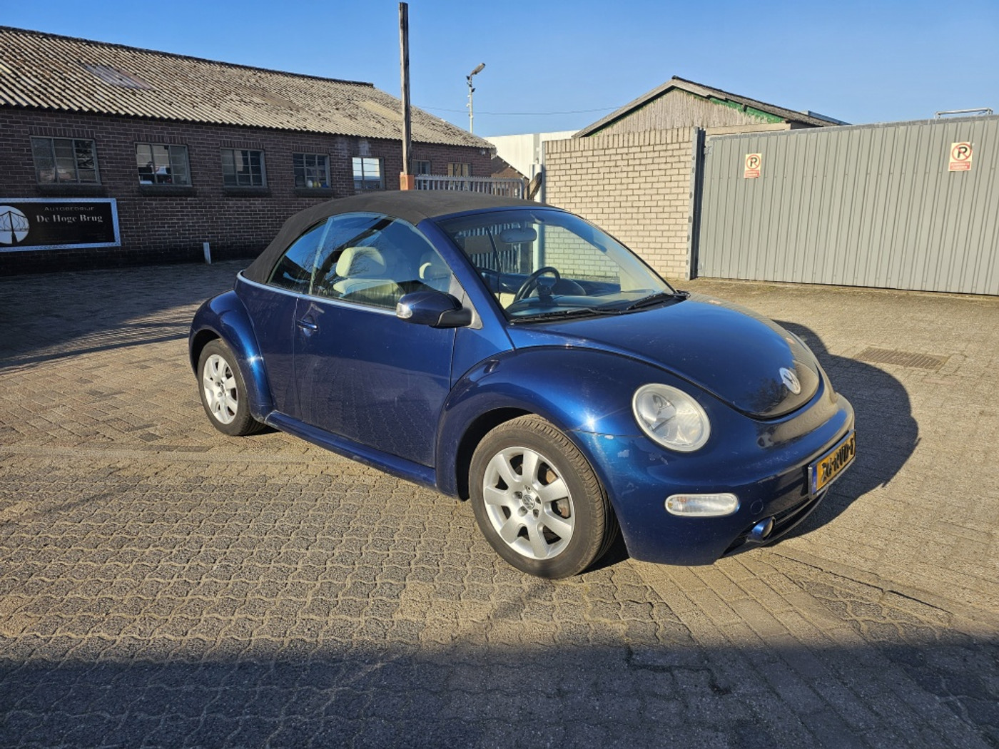 Foto van Volkswagen New Beetle Cabriolet