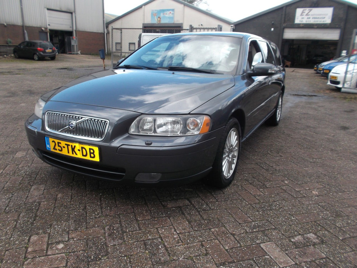Volvo V70 2.4 Edition II 2006 - voorkant