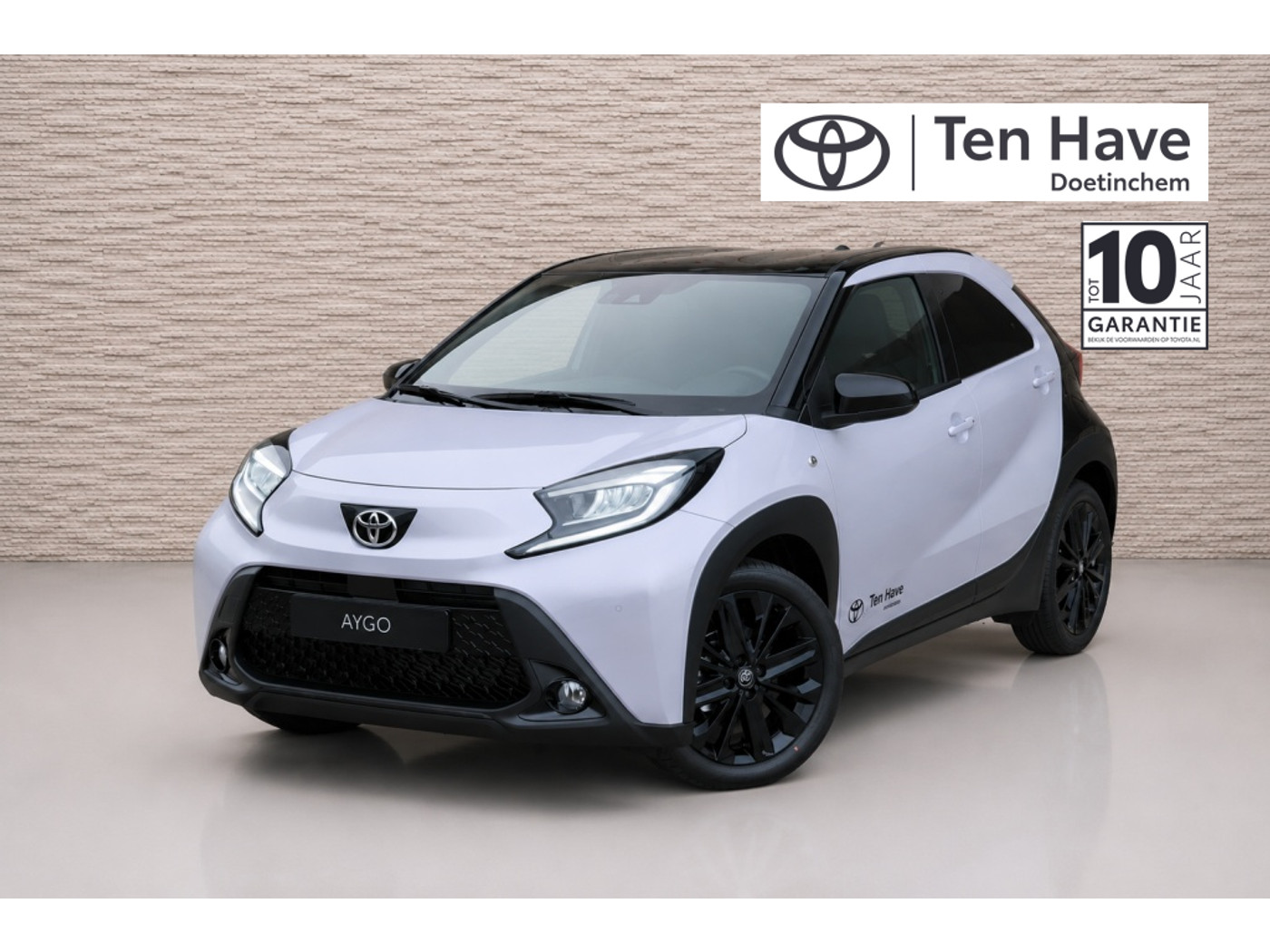 Toyota Toyota Aygo X 1.0 VVT-i 72PK MT JBL | JBL Premium Sound systeem | Achteruitrij 2025 - voorkant