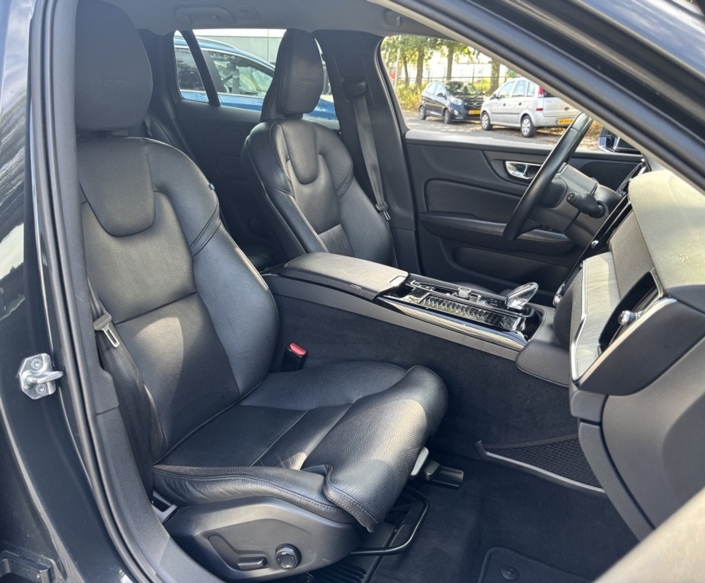 Foto van Volvo V60 T8 Twin Engine