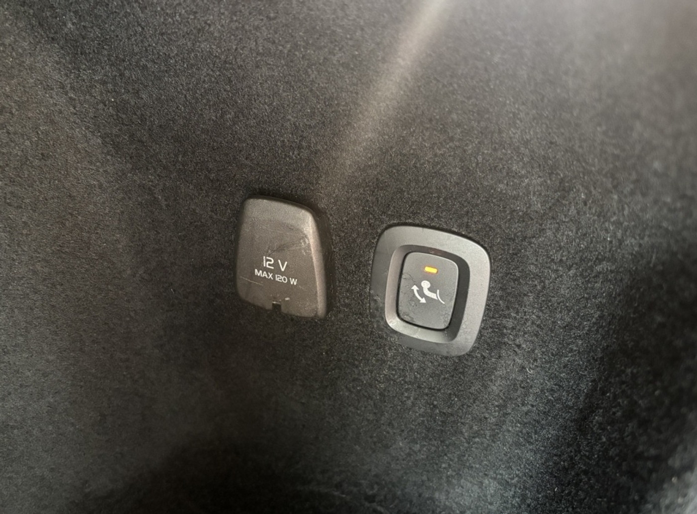Foto van Volvo V60 T8 Twin Engine