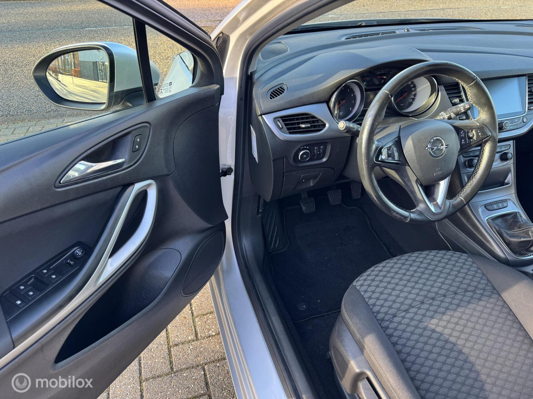 Foto van Opel Astra Sports Tourer