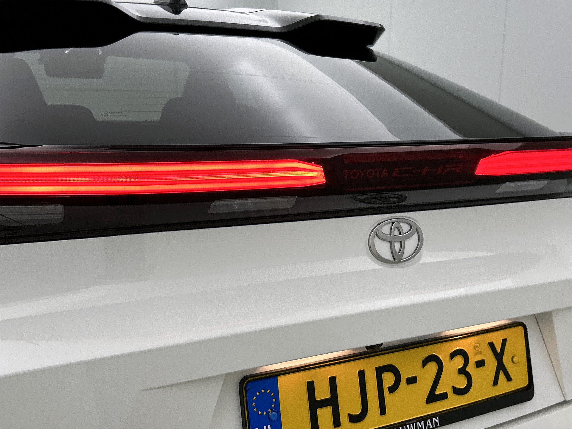 Foto van Toyota C-hr