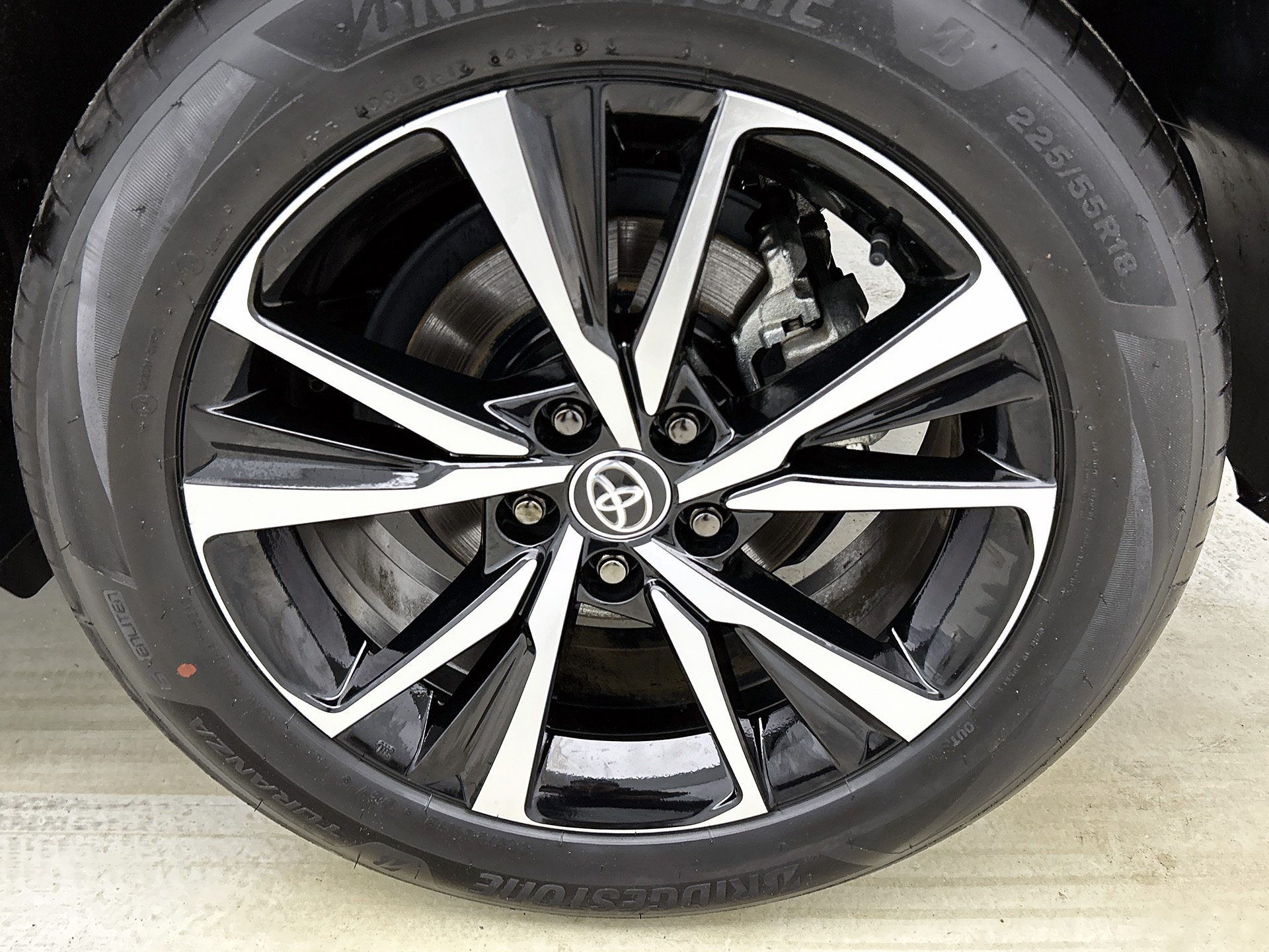 Foto van Toyota Toyota C-hr